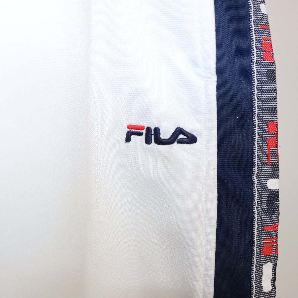 Vintage FILA jogging pants tracksuit pants white with button placket 48 M