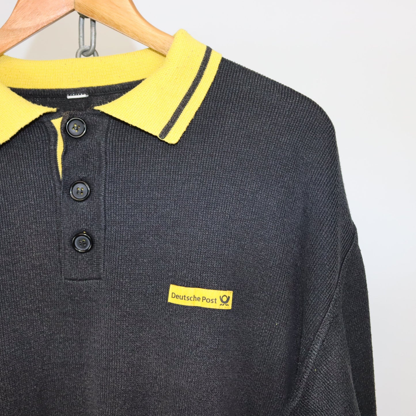 Vintage Deutsche Post Sweatshirt mit Polokragen schwarz gelb M