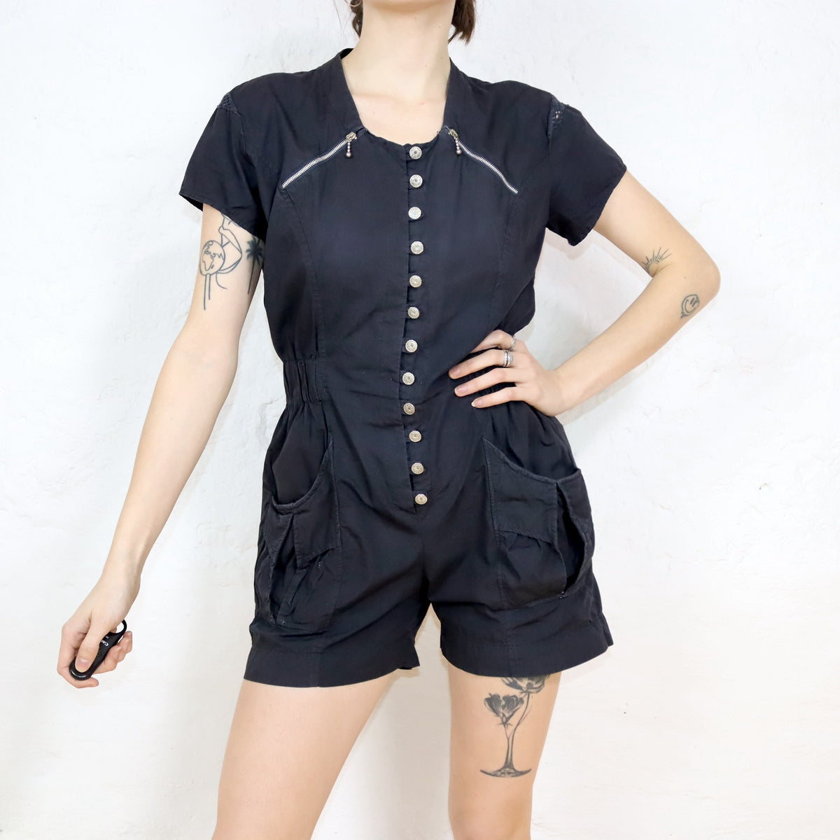 Vintage 80s 90s GIUJUSA one-piece jumpsuit short sleeve button row zips black M