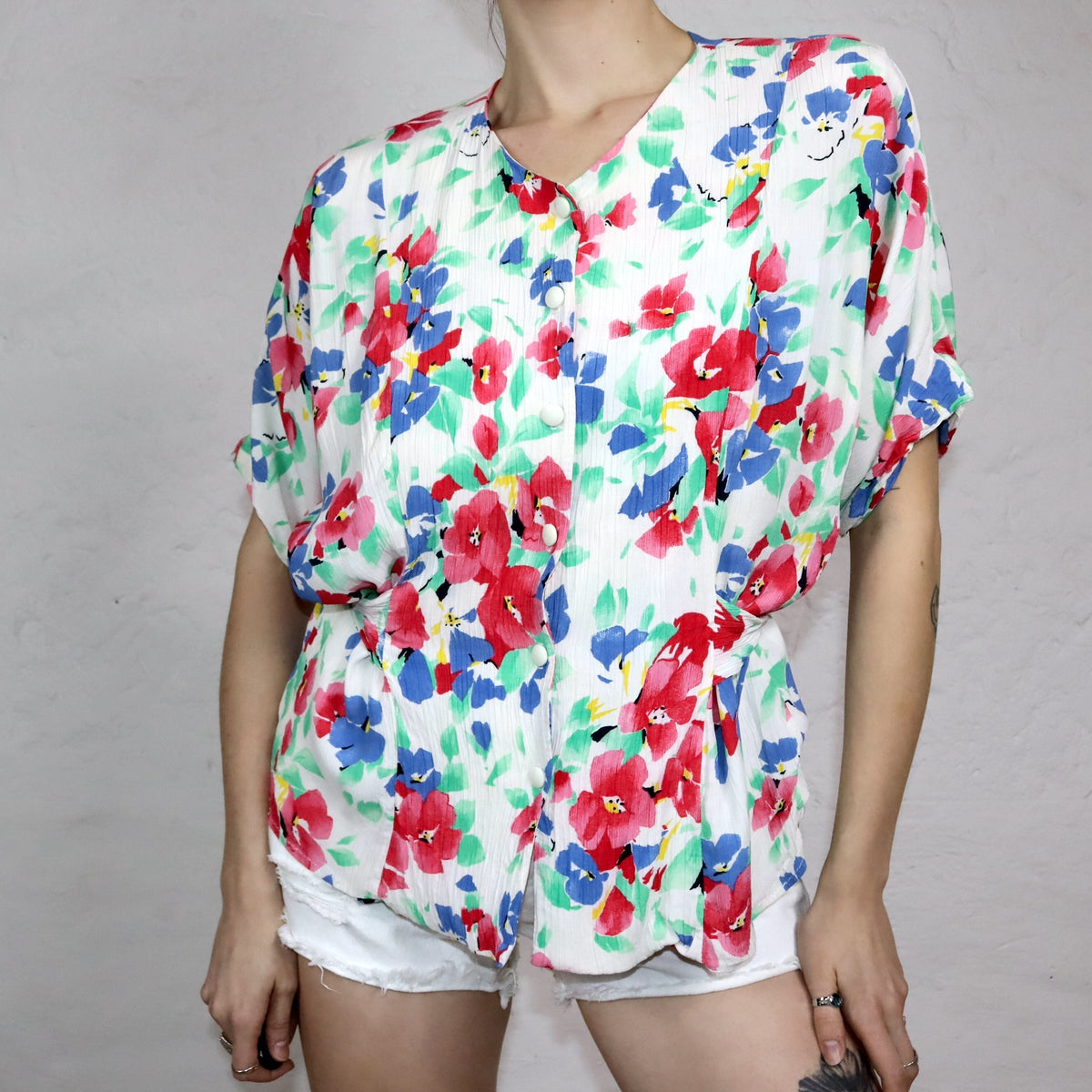 Vintage 80er 90er SPENGLER Mode Bluse kurzarm Blumenmuster zum Binden 42