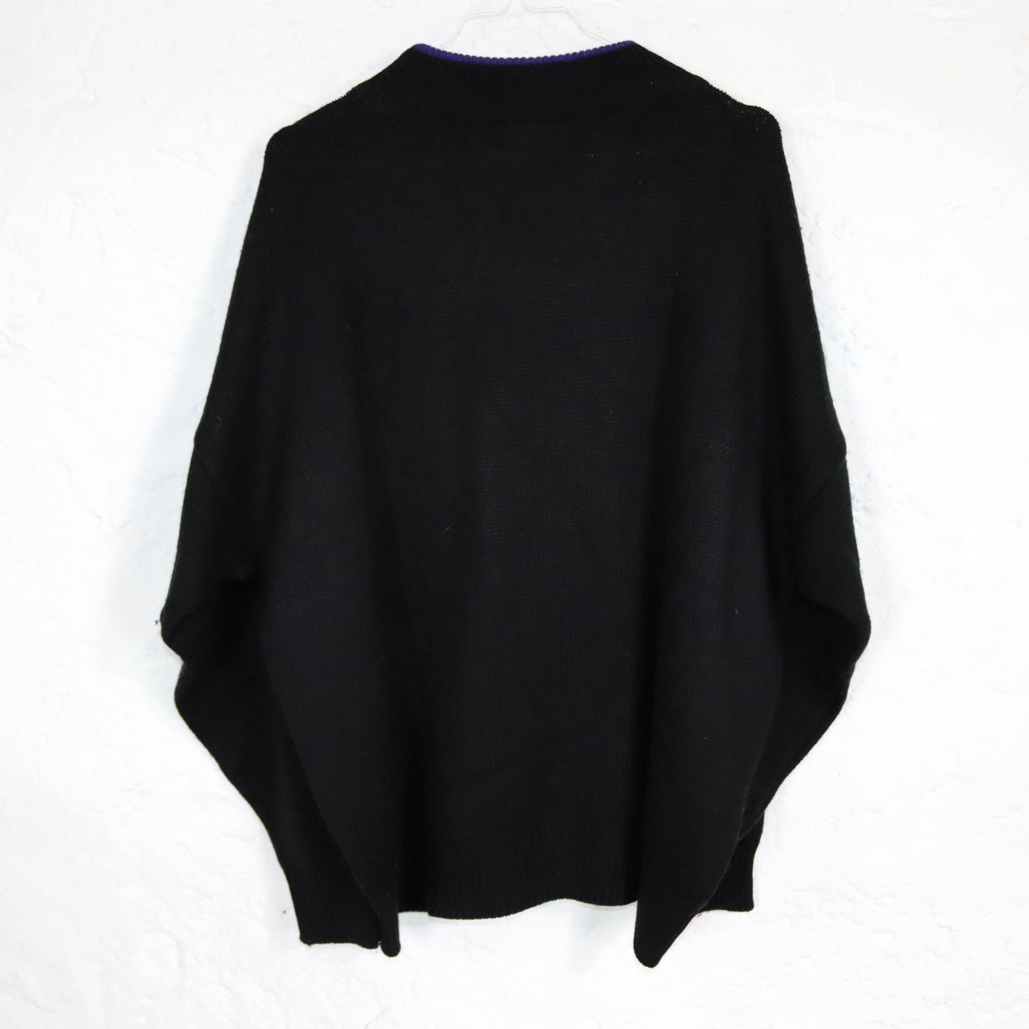 Vintage 80er 90er SUCCO DI Lana Pullover Wolle schwarz lila Stickerei XL