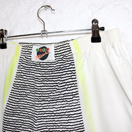 Vintage 80er 90er SURF FETISH kurze Hose Badehose crazy pattern weiß L