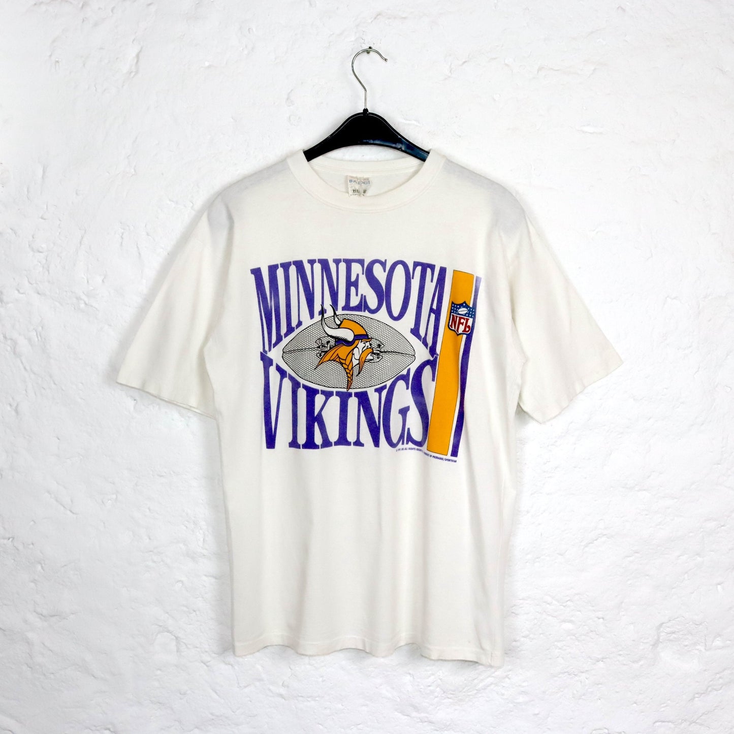 Vintage 80s 90s BADGE NFL Minnesota Vikings 1991 T-Shirt short sleeve white print L