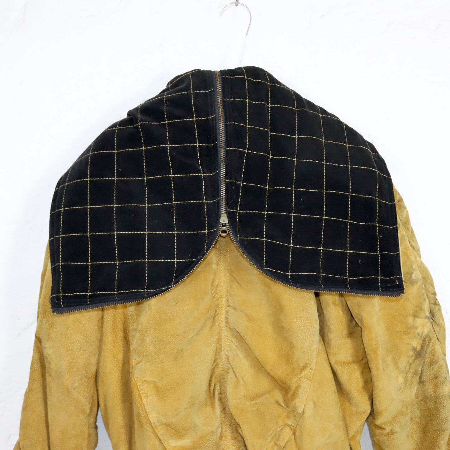Vintage 80s 90s DINOZ suede jacket bomber jacket shoulder pads hood beige 40