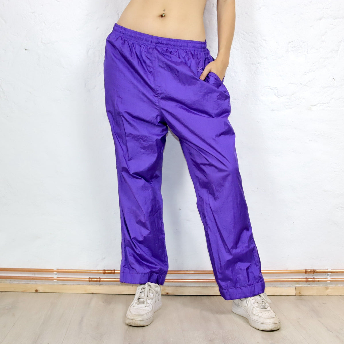 Vintage 80er 90er ASICS Jogginghose Trainingshose gerades Bein Baggy Lila M