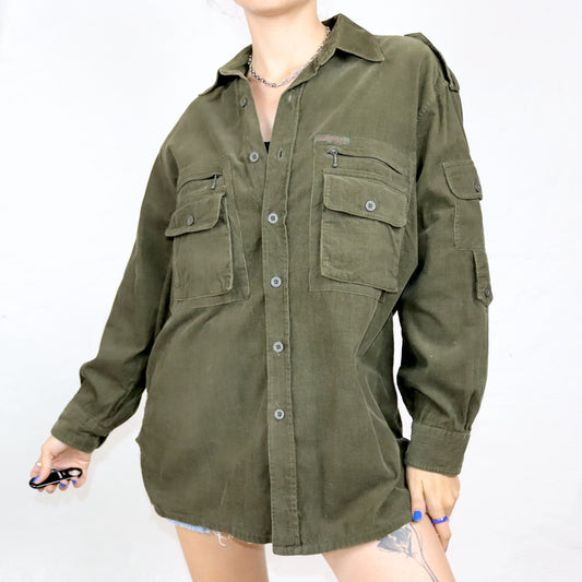 Vintage 80er 90er UNIVERSAL Cargohemd Cordhemd khaki langarm M