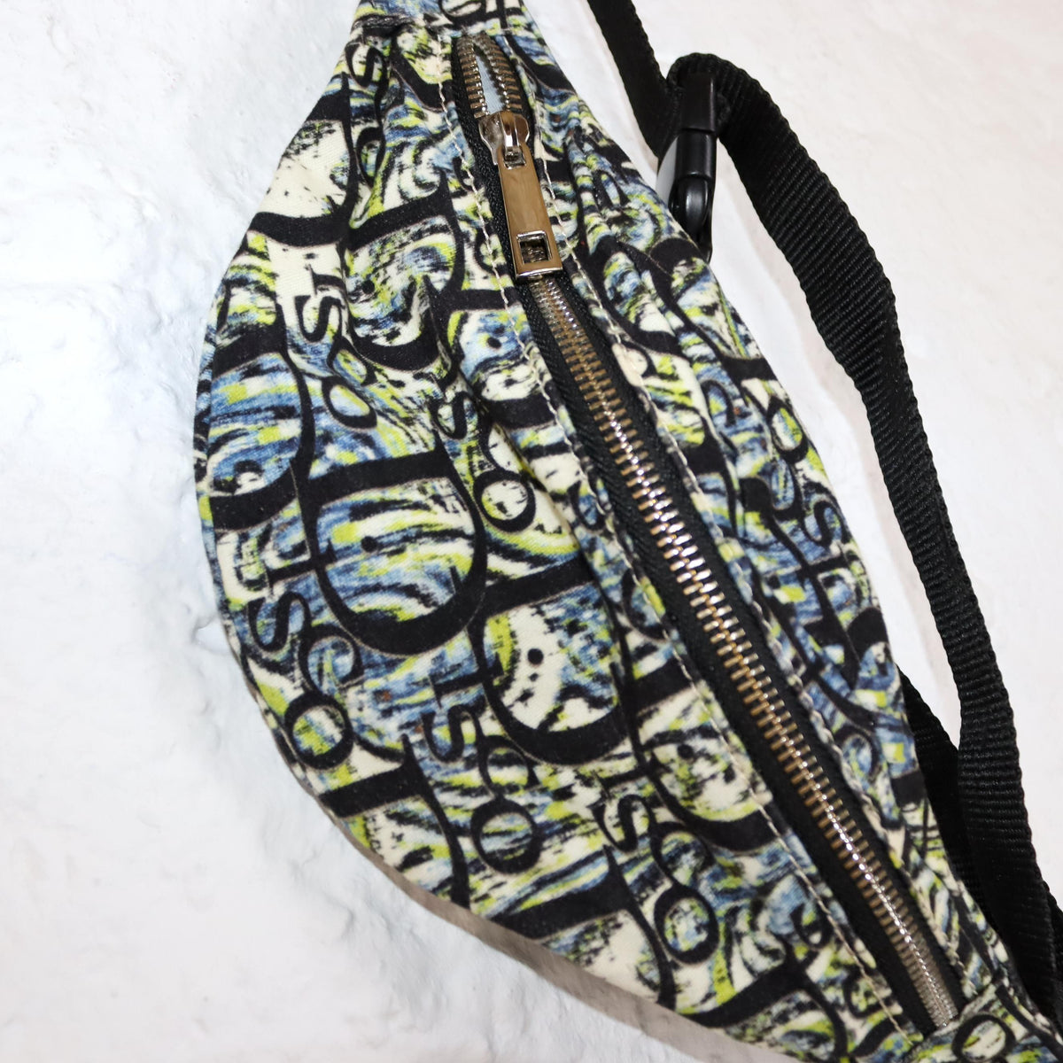 Vintage 80s 90s fanny pack crazy pattern green blue disco bag