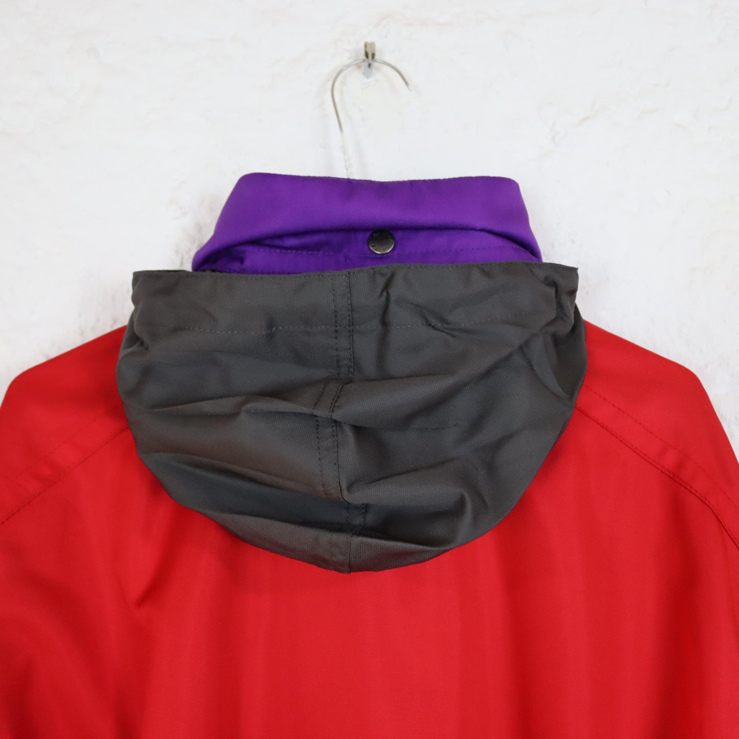 Vintage 80s 90s NEVICA windbreaker rain jacket stand-up collar overcoat ski red M