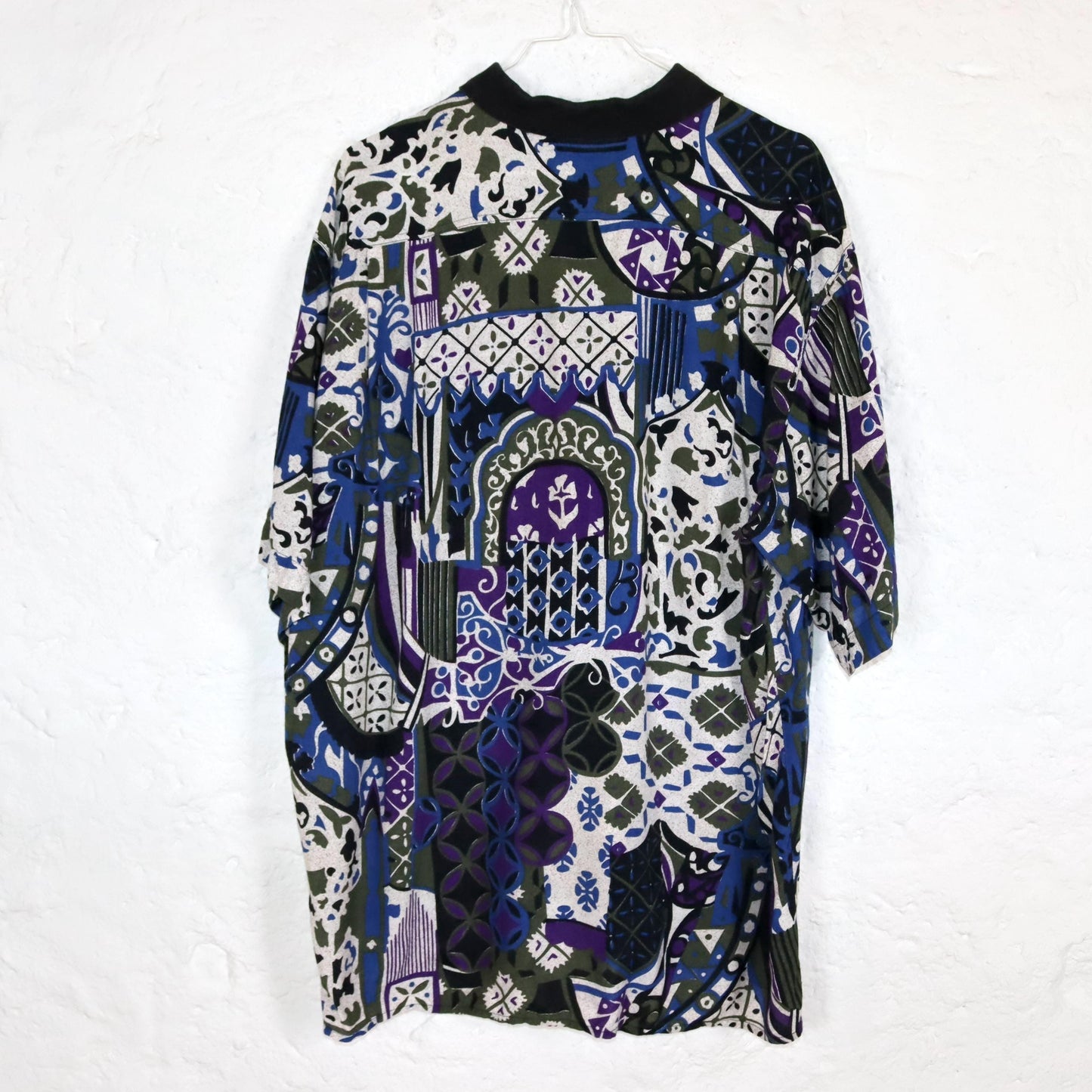 Vintage 80s 90s PIERRE MONET shirt short sleeve crazy pattern viscose colorful L