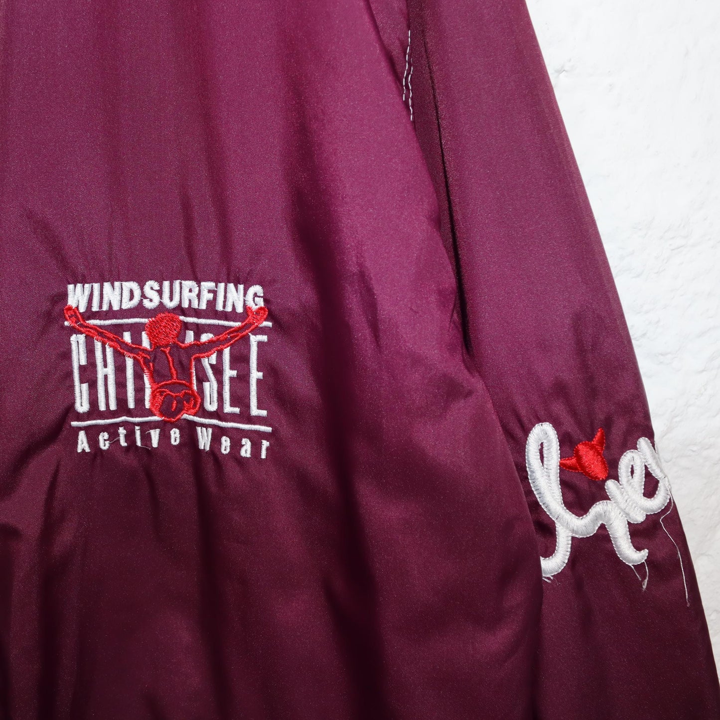 Vintage 80er 90er CHIEMSEE Windbreaker Regenjacke Jacke doppellagig Stickerei dunkelila XL