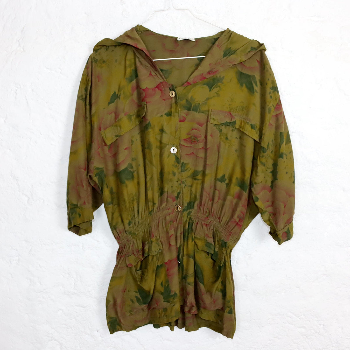 Vintage 80s 90s FANEY blouse short sleeve fitted crazy pattern hood floral pattern L