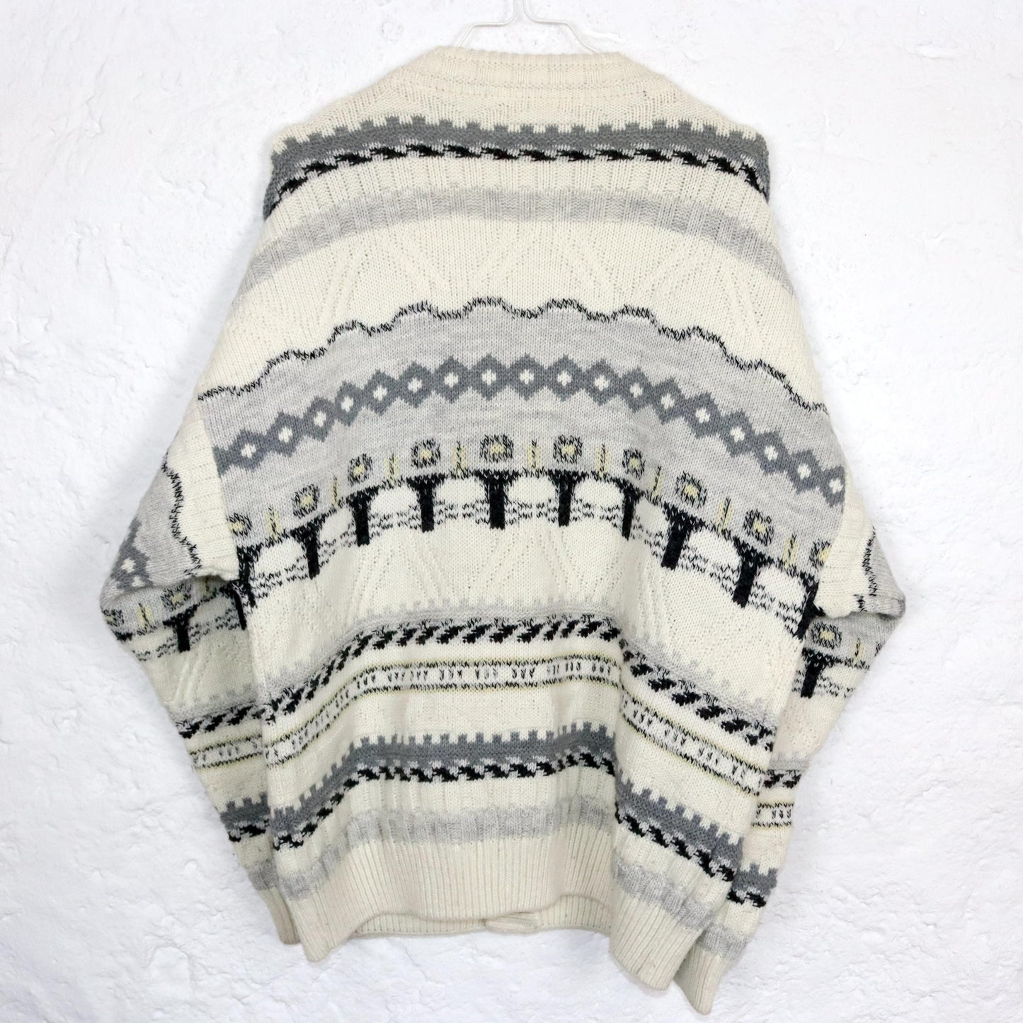 Vintage 80er 90er Cardigan Wollcardigan Wolle Strickjacke cremeweiß gemustert L