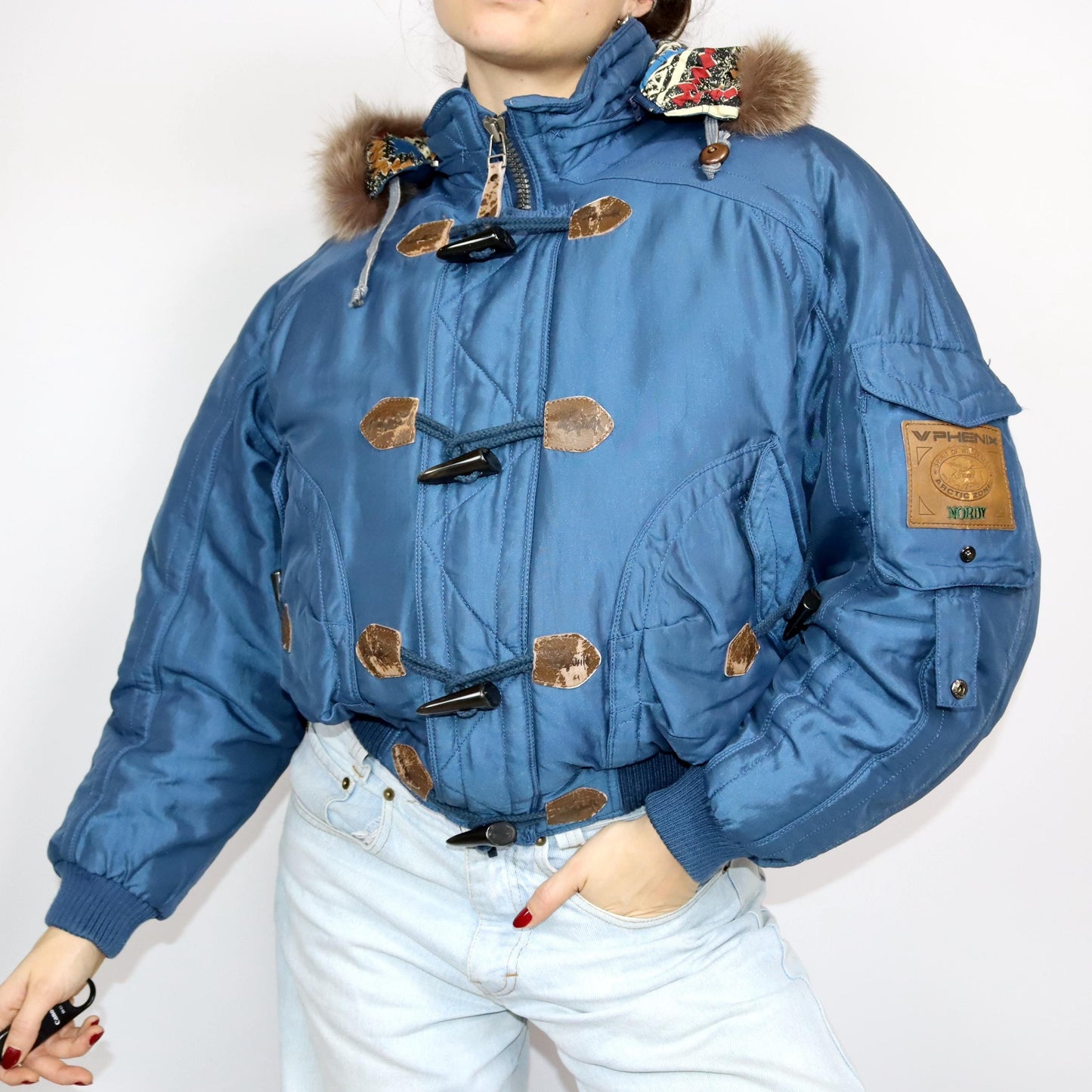 Vintage 80s 90s VPHENIX Arctic Zone winter jacket bomber jacket sticker back shiny blue lined M