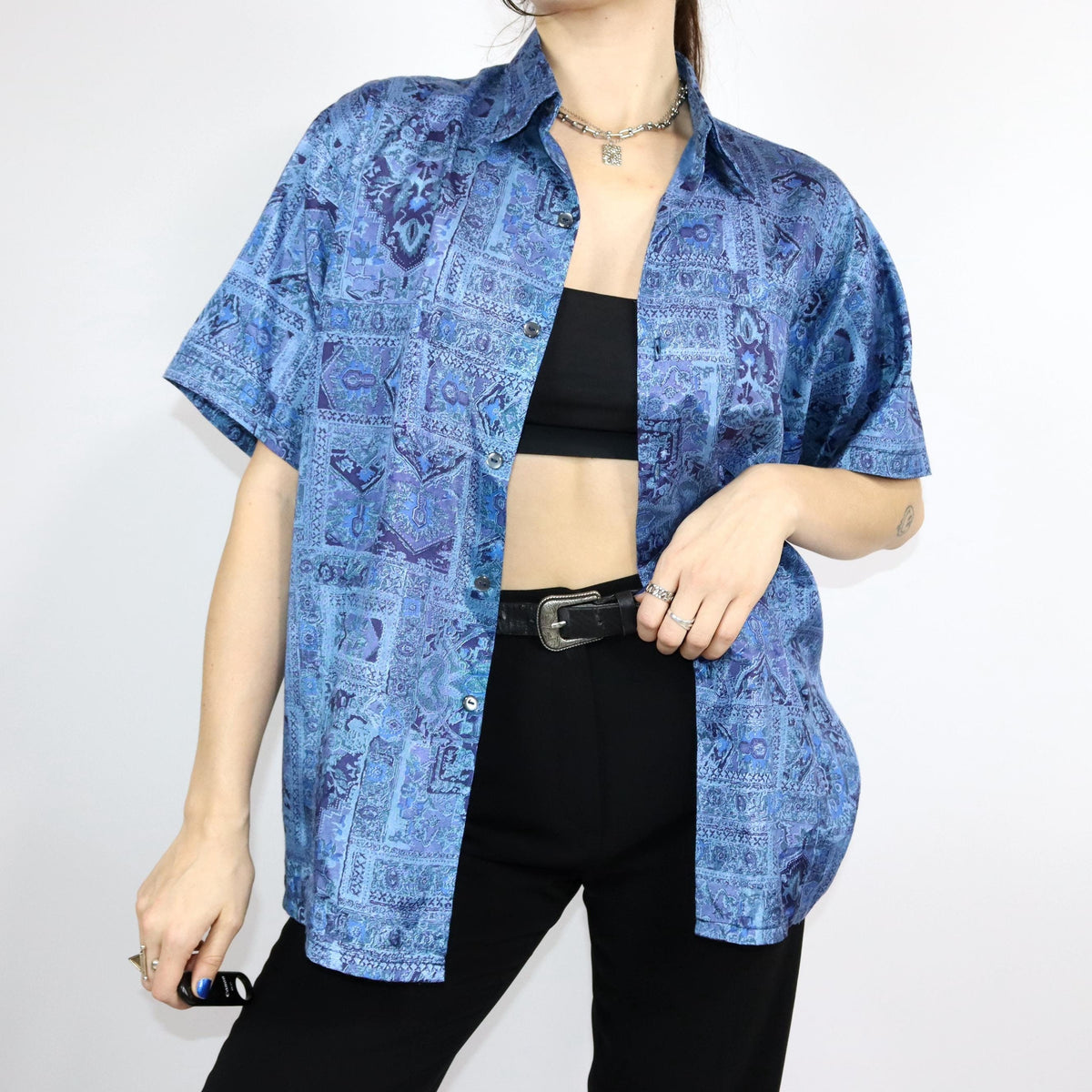 Vintage 80er 90er THAI SILK Hemd kurzarm crazy pattern blau glänzend Seide L
