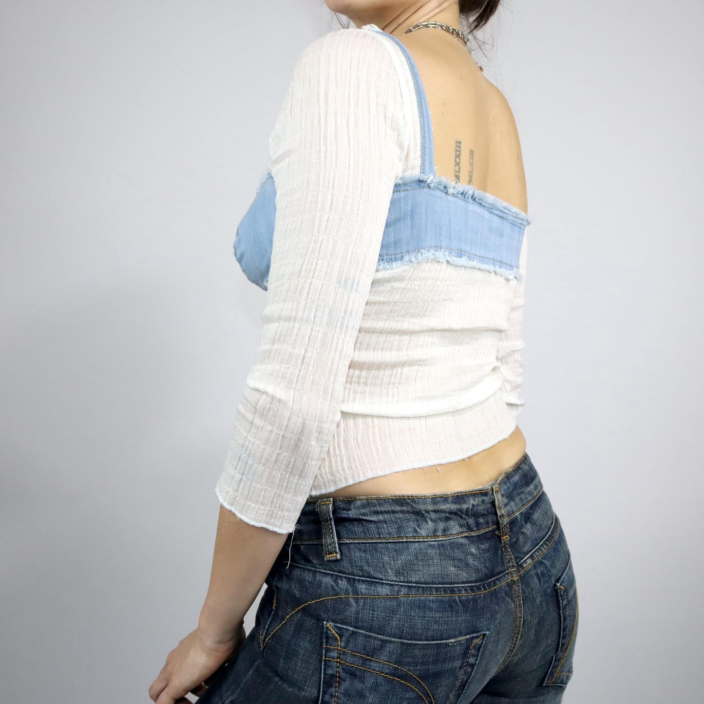 Vintage 80s 90s Y2k ESSENZA blouse long sleeve top jeans white blue L