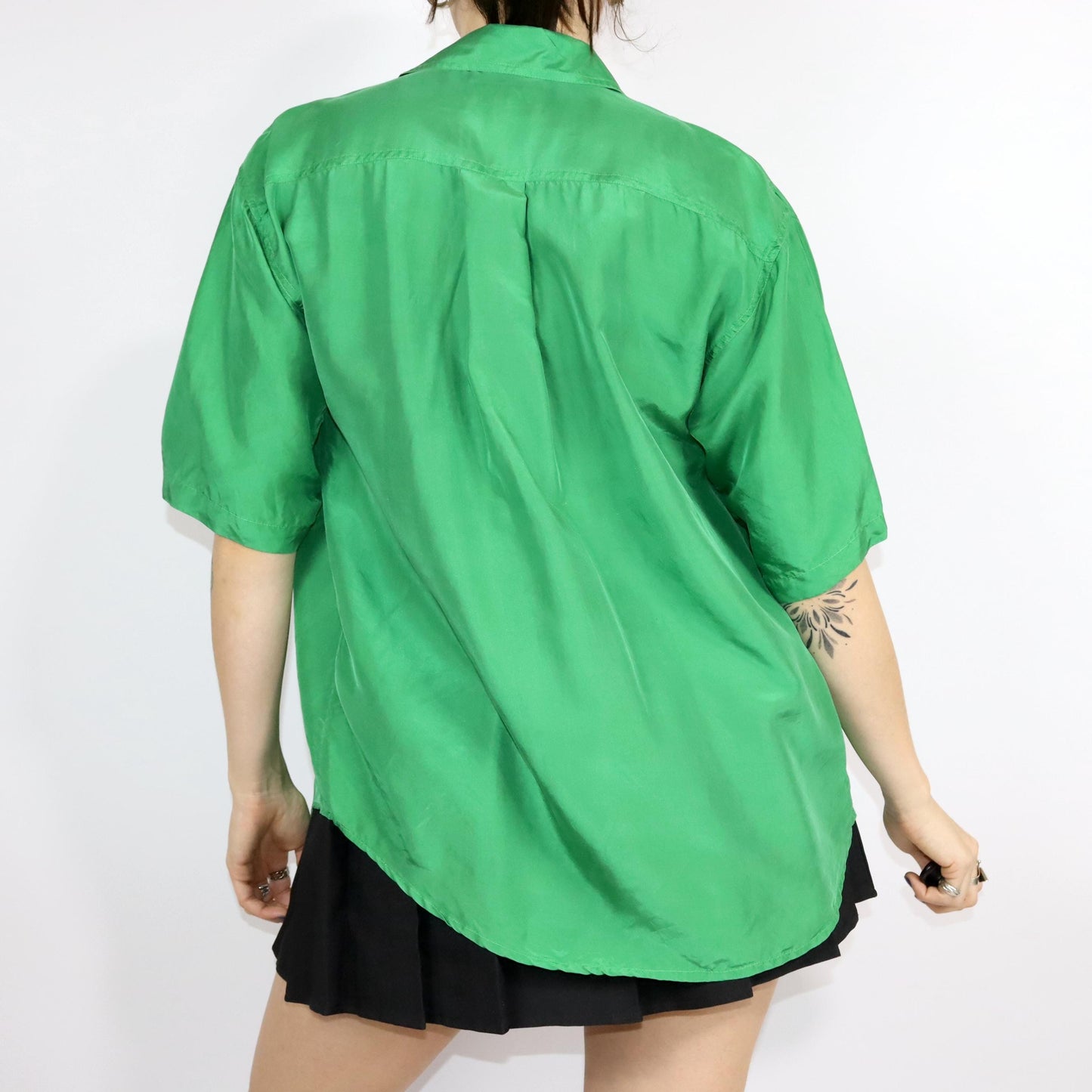 Vintage 80s 90s PURA SETA silk shirt short sleeve silk green S