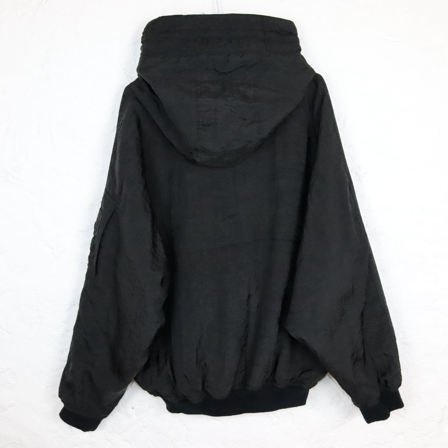 Vintage 80s 90s bomber jacket winter jacket black lightly lined inside checked hood L