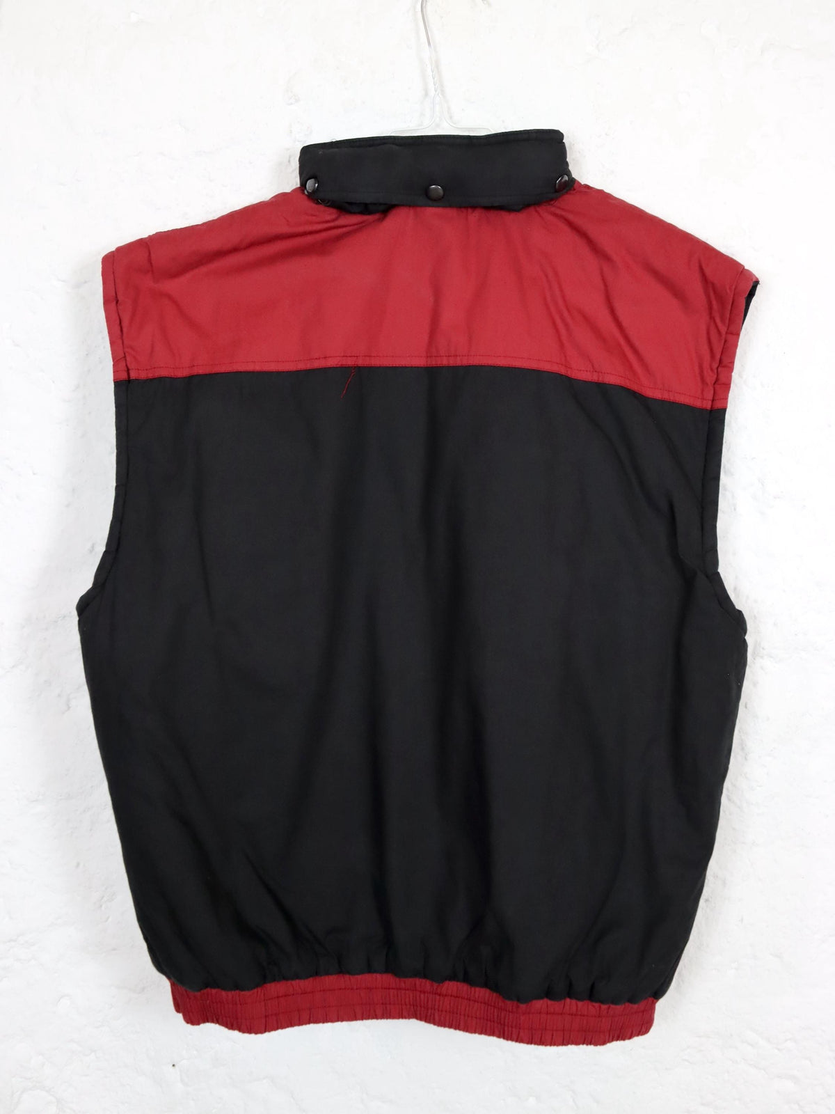 Vintage 80s 90s LETS GO vest lined black red patterned 185 S/M