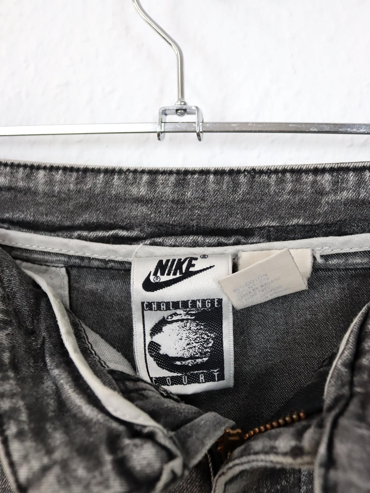 Vintage 80er 90er NIKE Challenge Court Shorts kurze Hose Tennisshorts grau M