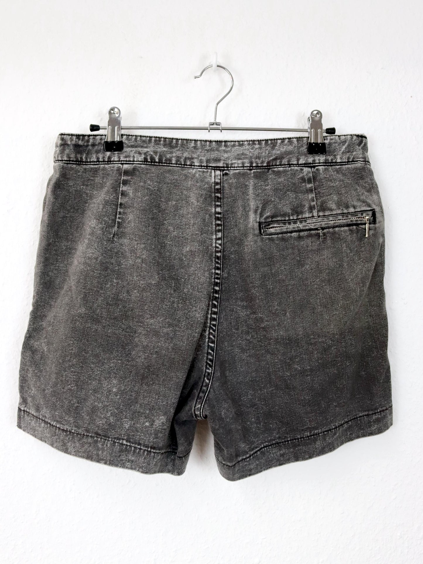 Vintage 80er 90er NIKE Challenge Court Shorts kurze Hose Tennisshorts grau M