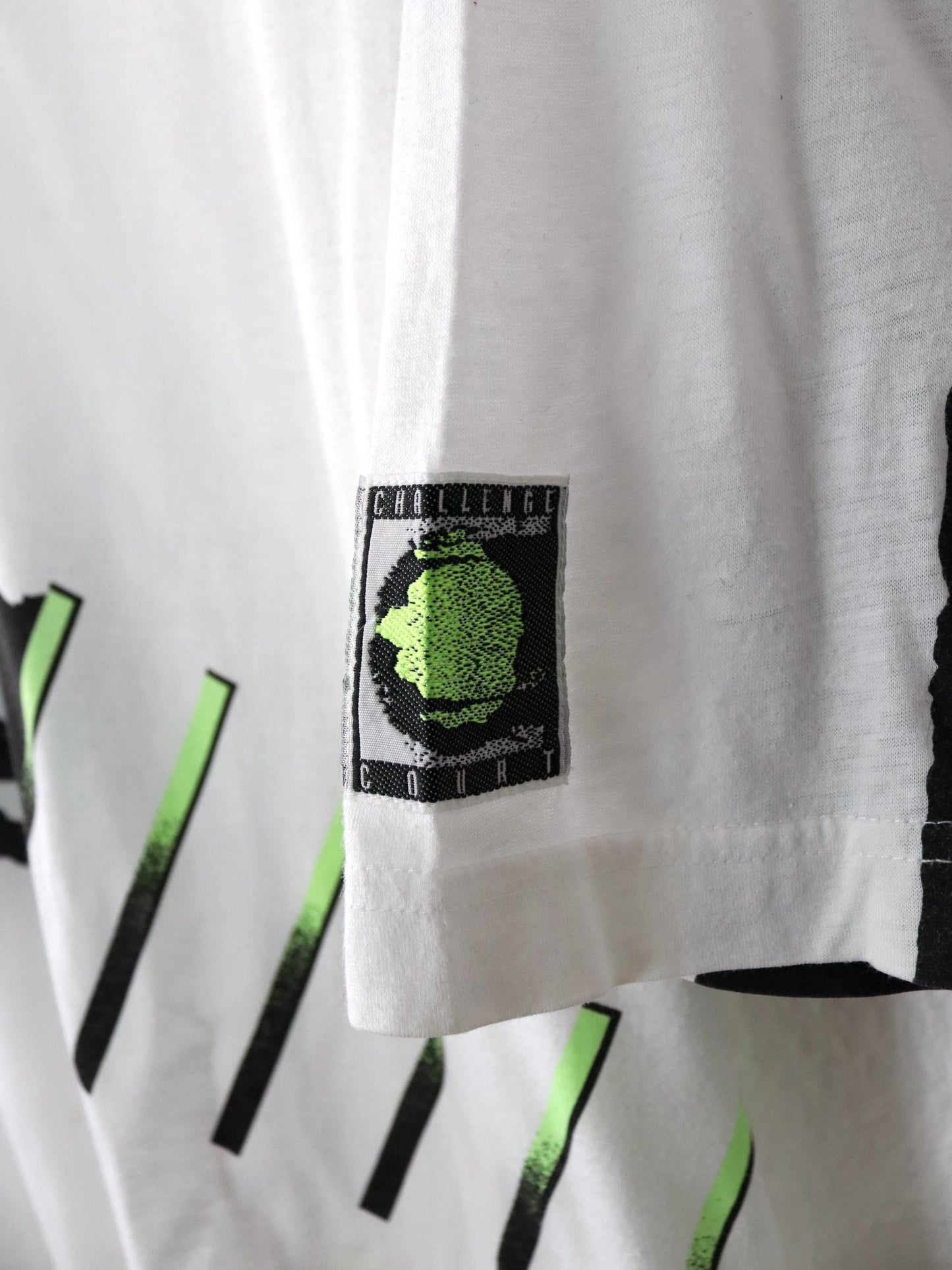 Vintage 80s 90s NIKE Challenge Court tennis shirt polo shirt short sleeve crazy pattern white L