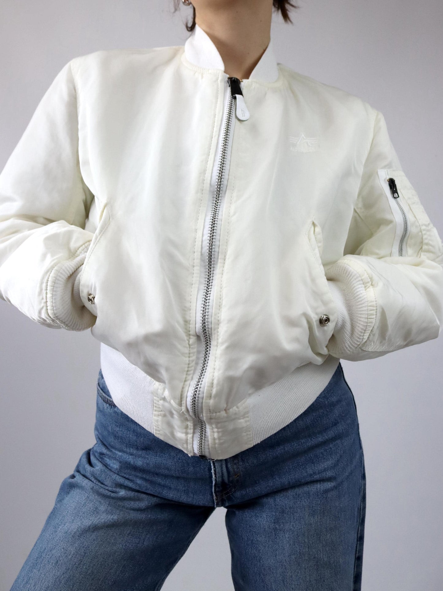 Vintage 80s 90s ALPHA INDUSTRIES bomber jacket lightly lined white Made in USA S