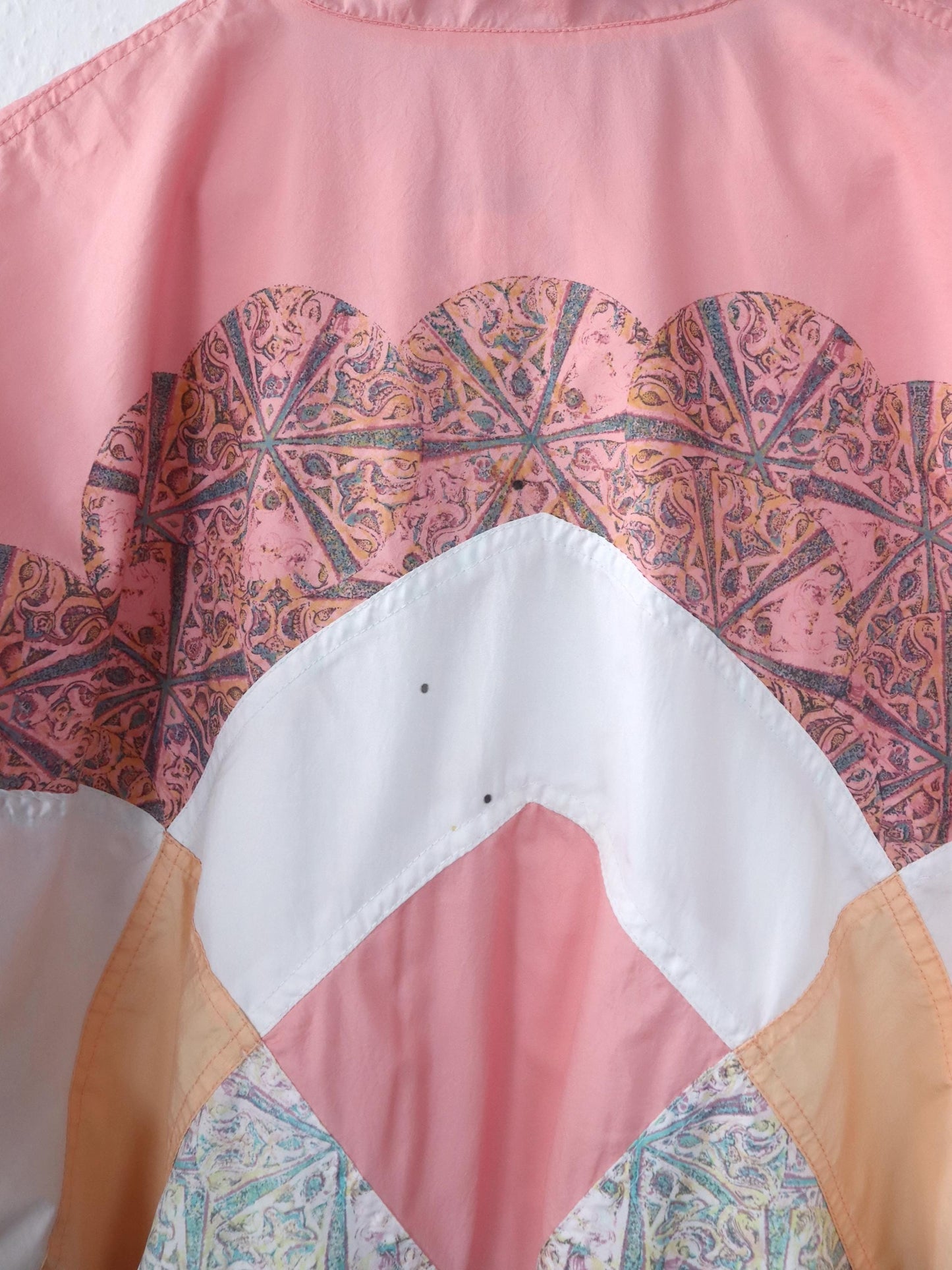 Vintage 80s 90s ELLESSE tracksuit jacket stand-up collar crazy pattern pastel pink 38