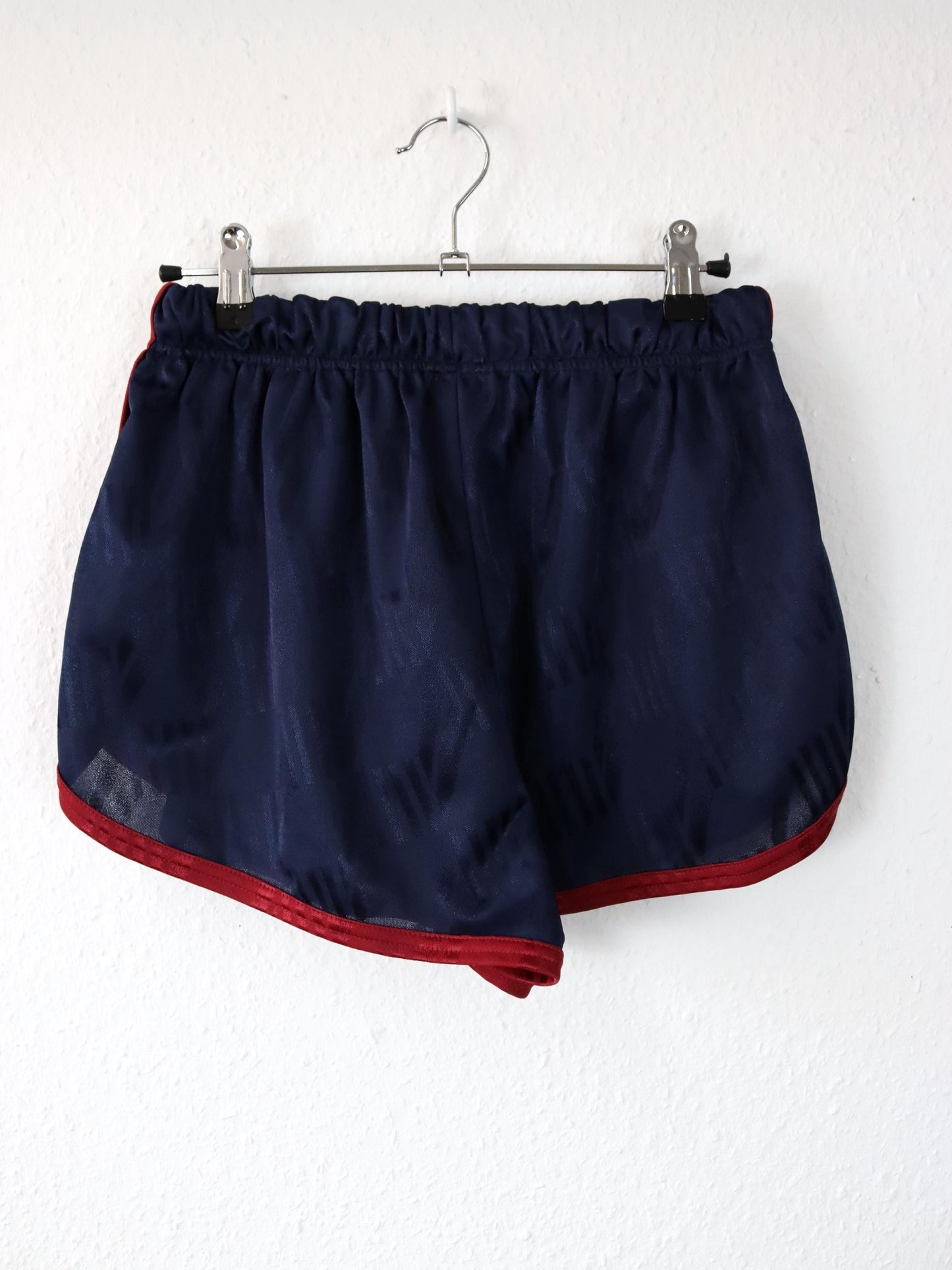 Vintage 80er 90er Shorts kurze Hose Laufshorts glänzend dunkelblau rot M/L