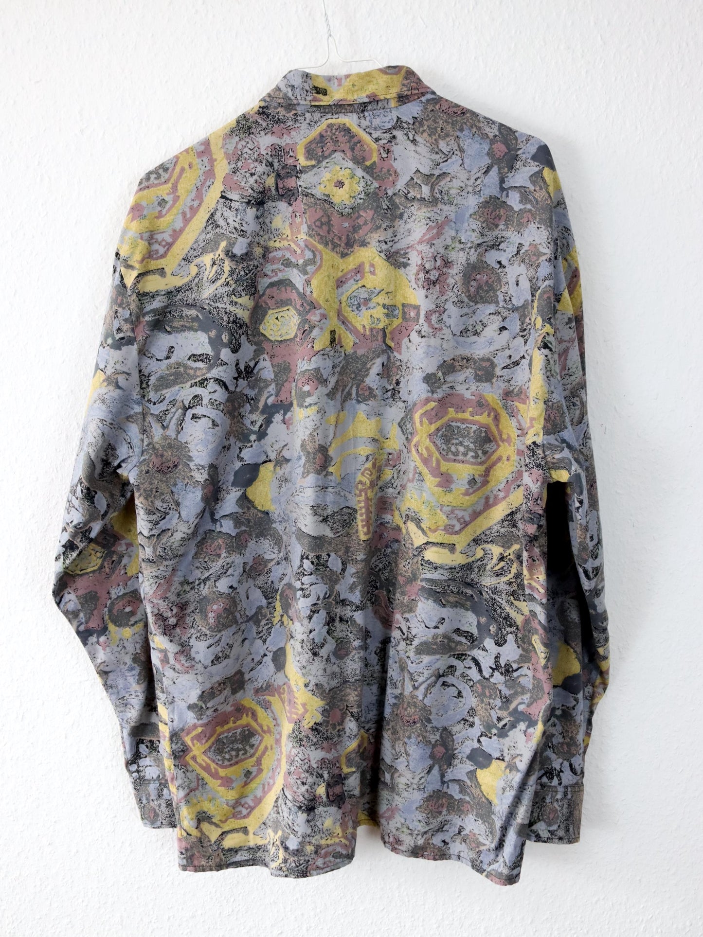 Vintage 80s 90s EURO VISCOSE shirt long sleeve crazy pattern M