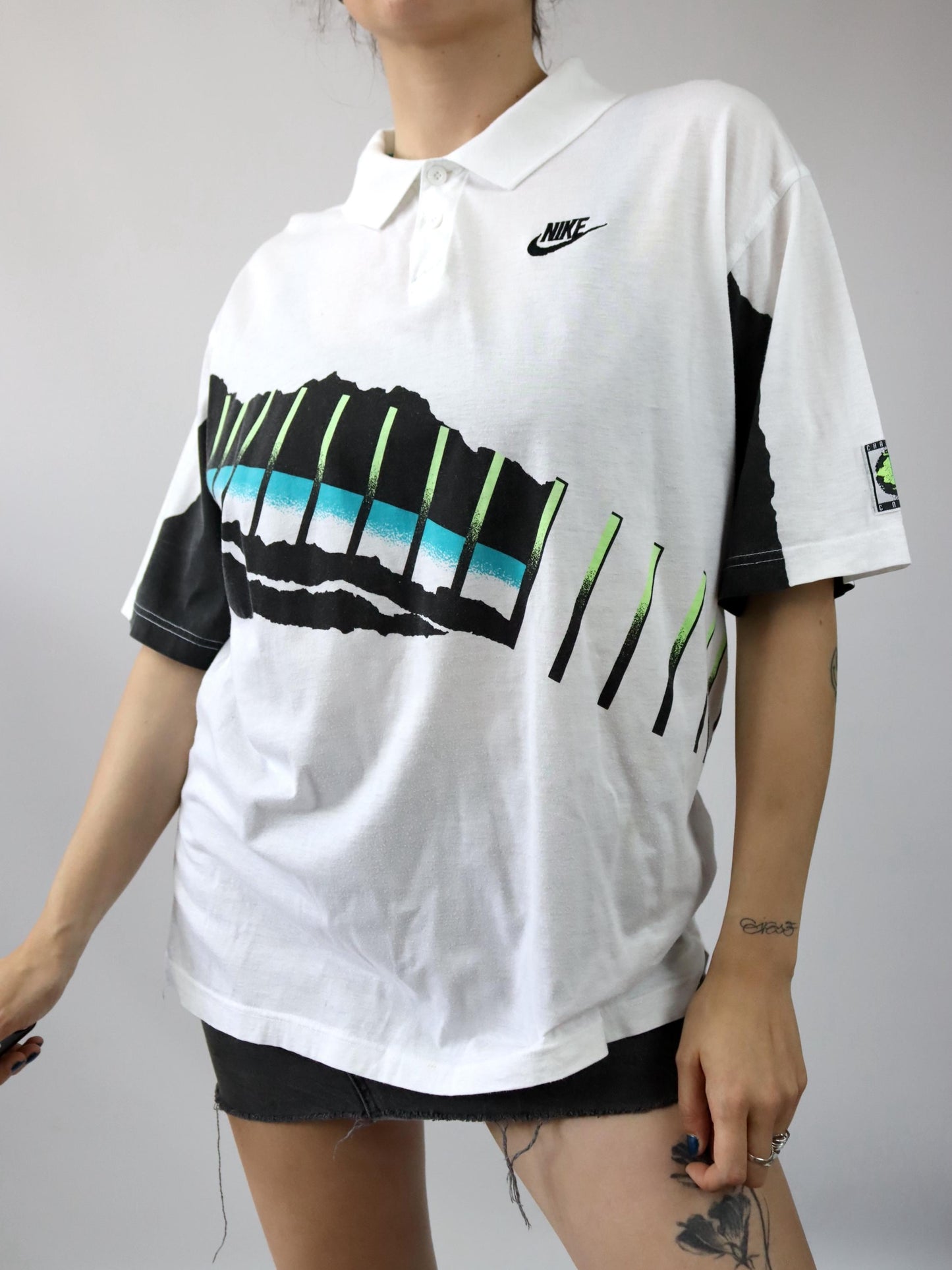 Vintage 80s 90s NIKE Challenge Court tennis shirt polo shirt short sleeve crazy pattern white L
