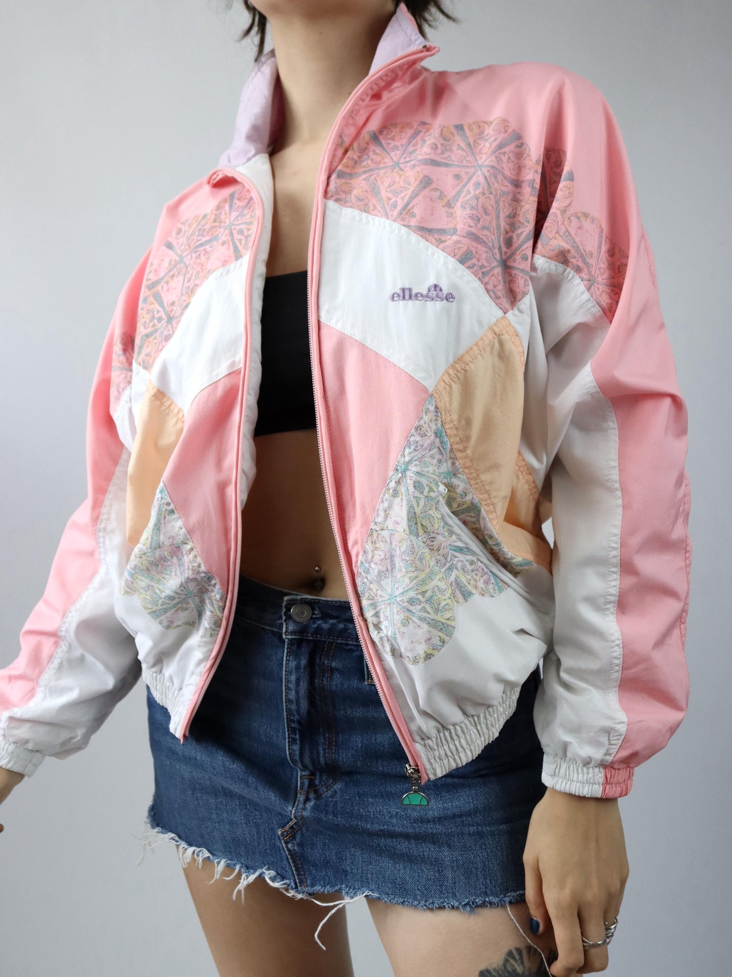 Vintage 80s 90s ELLESSE tracksuit jacket stand-up collar crazy pattern pastel pink 38