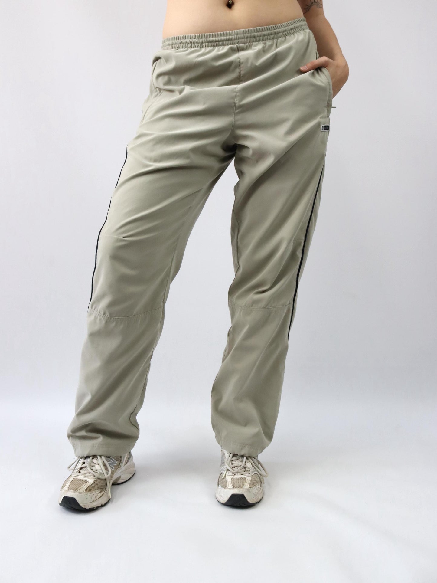 Vintage 90s 00s Y2k ADIDAS jogging pants tracksuit pants beige M