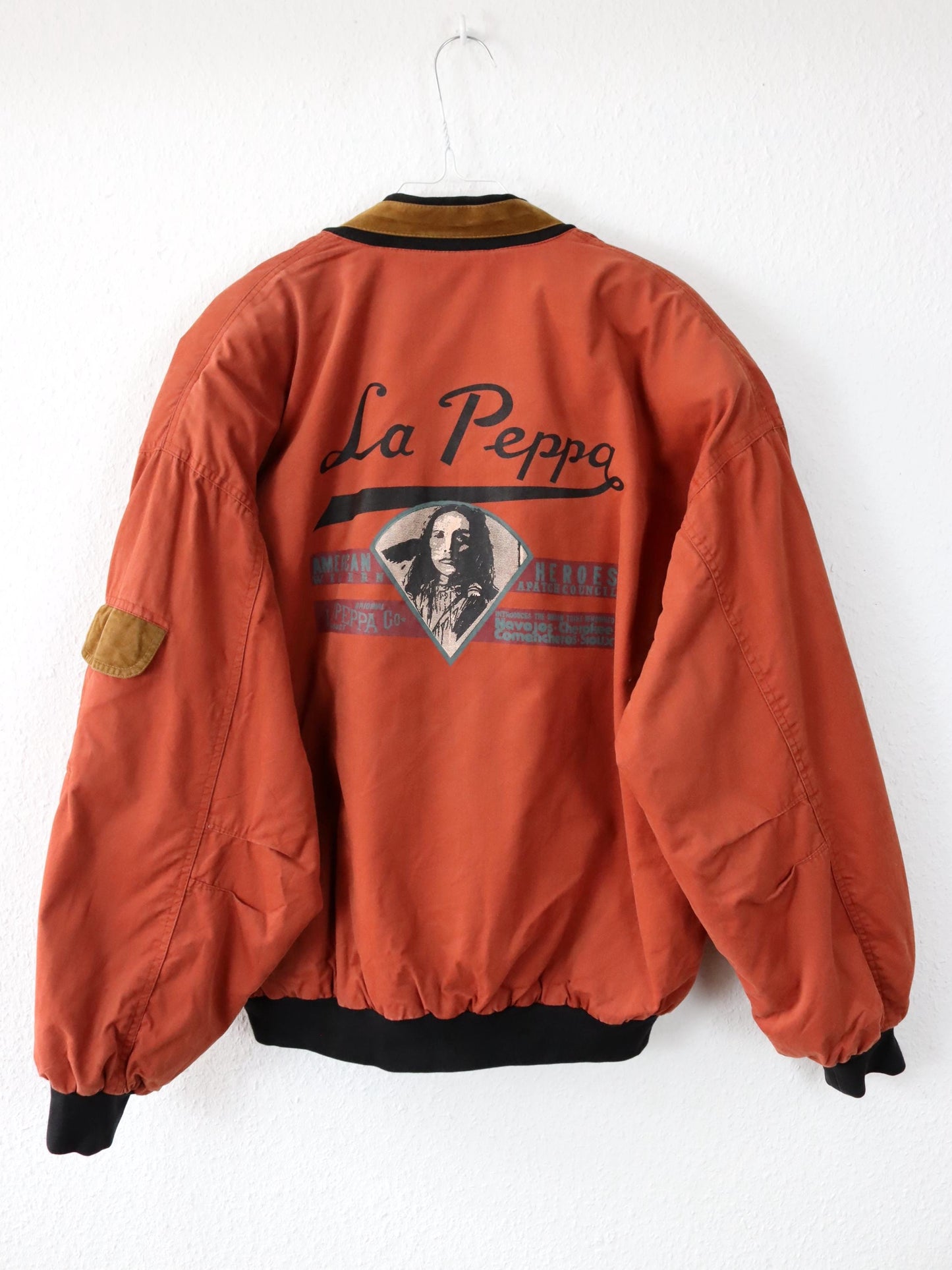 Vintage 80s 90s LA PEPPA bomber jacket shoulder pads print L