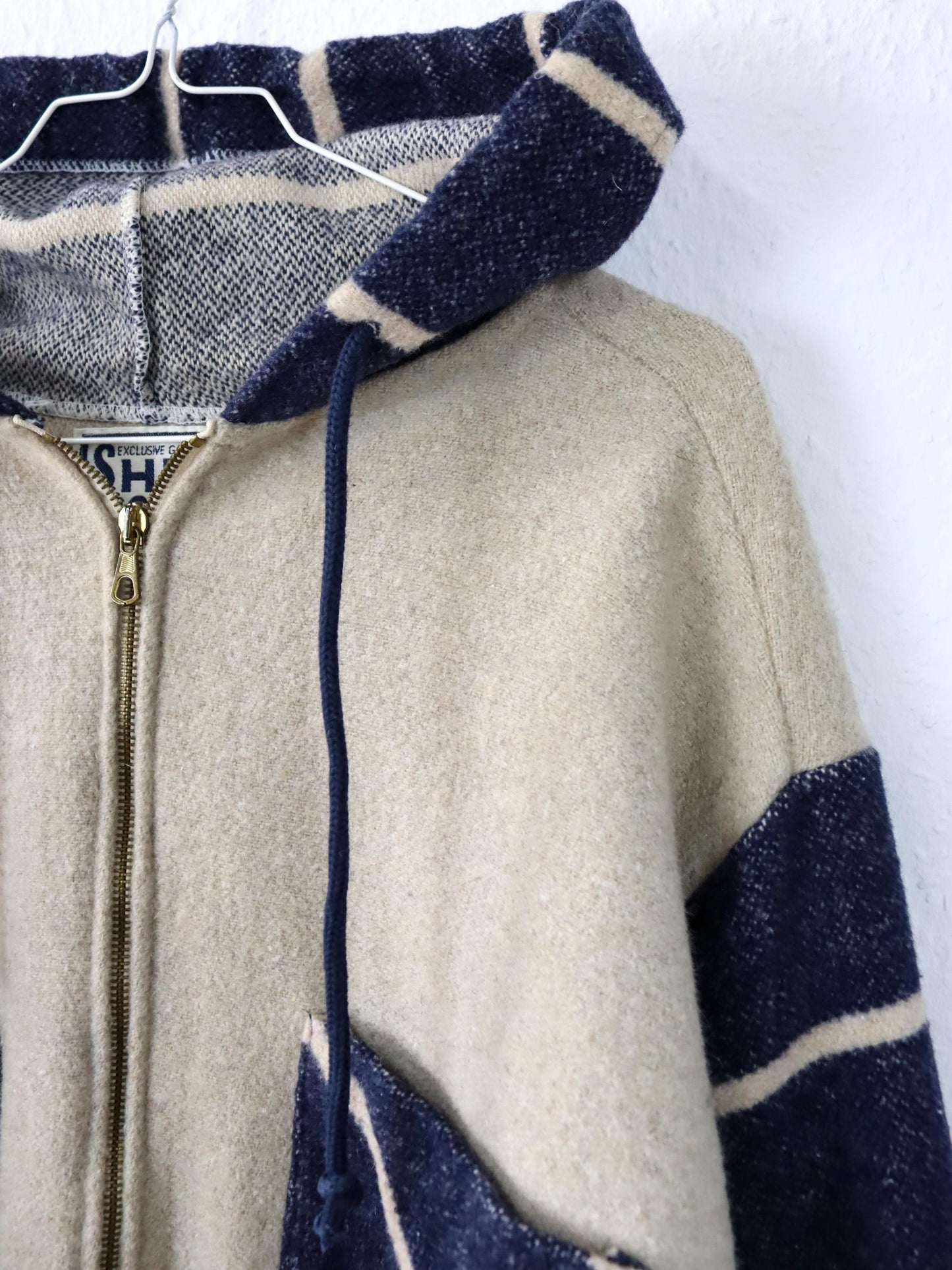 Vintage 80s 90s SHIRT MOCOA wool jacket with hood beige blue wool M
