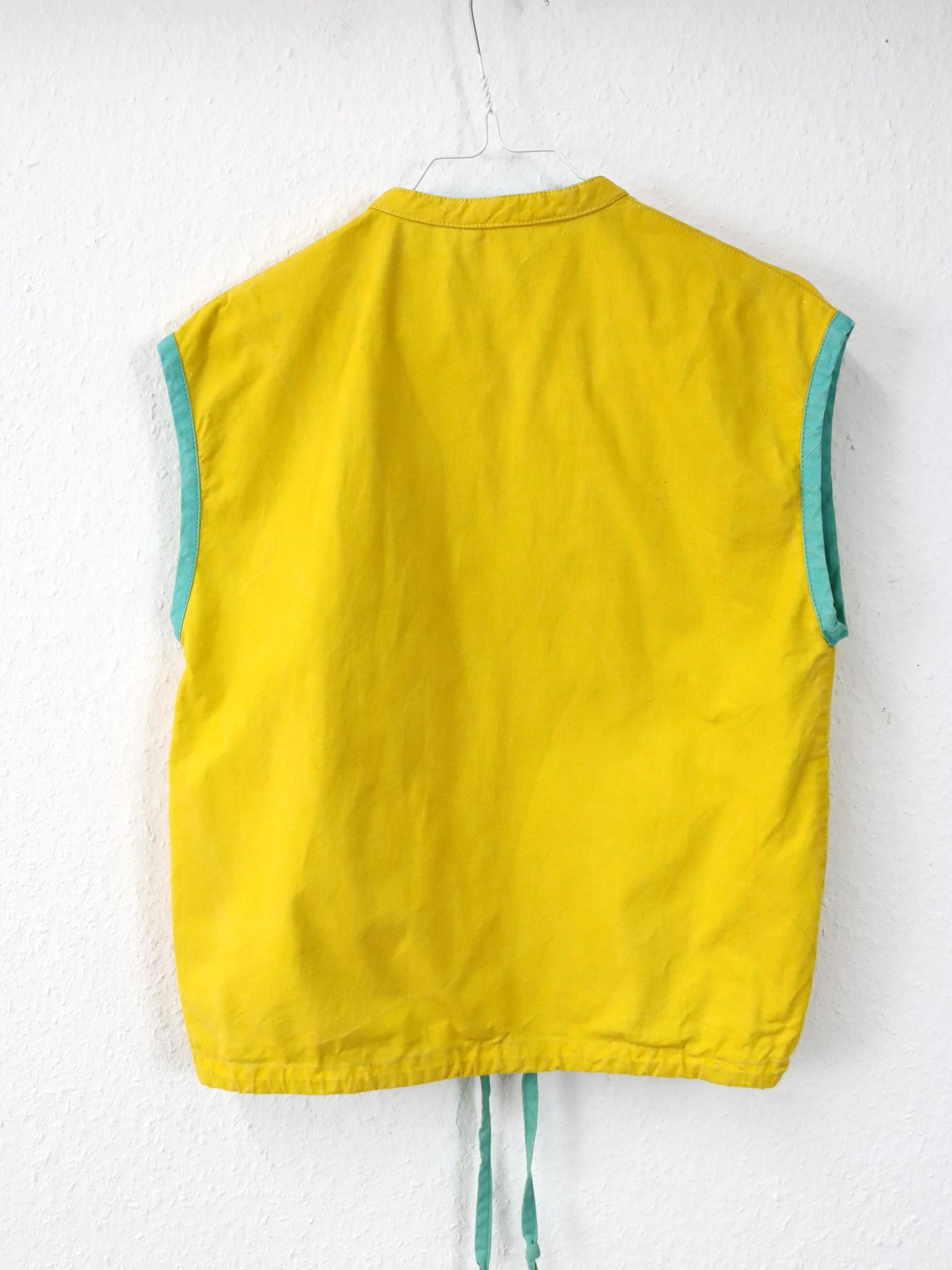 Vintage 80s 90s GIORGIO ARMANI vest yellow turquoise zipper Made in Italy 36