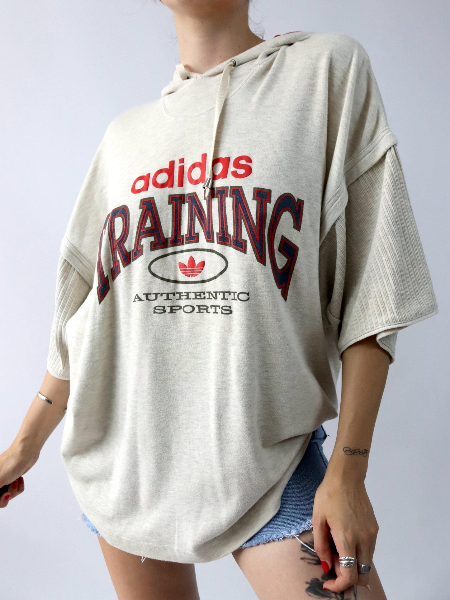 Vintage 80s 90s ADIDAS TRAINING T-Shirt short sleeve thick fabric beige print hood L