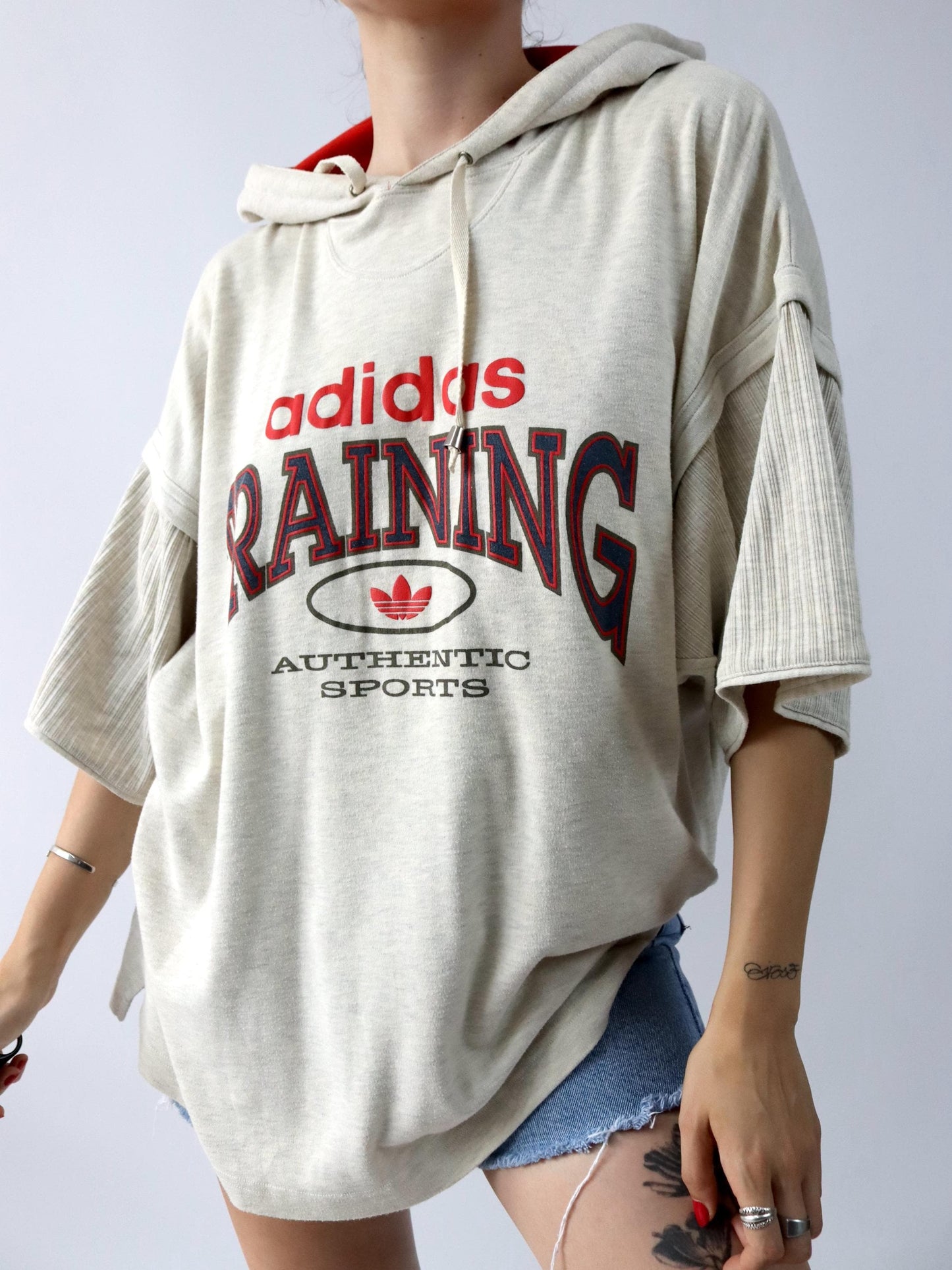 Vintage 80s 90s ADIDAS TRAINING T-Shirt short sleeve thick fabric beige print hood L