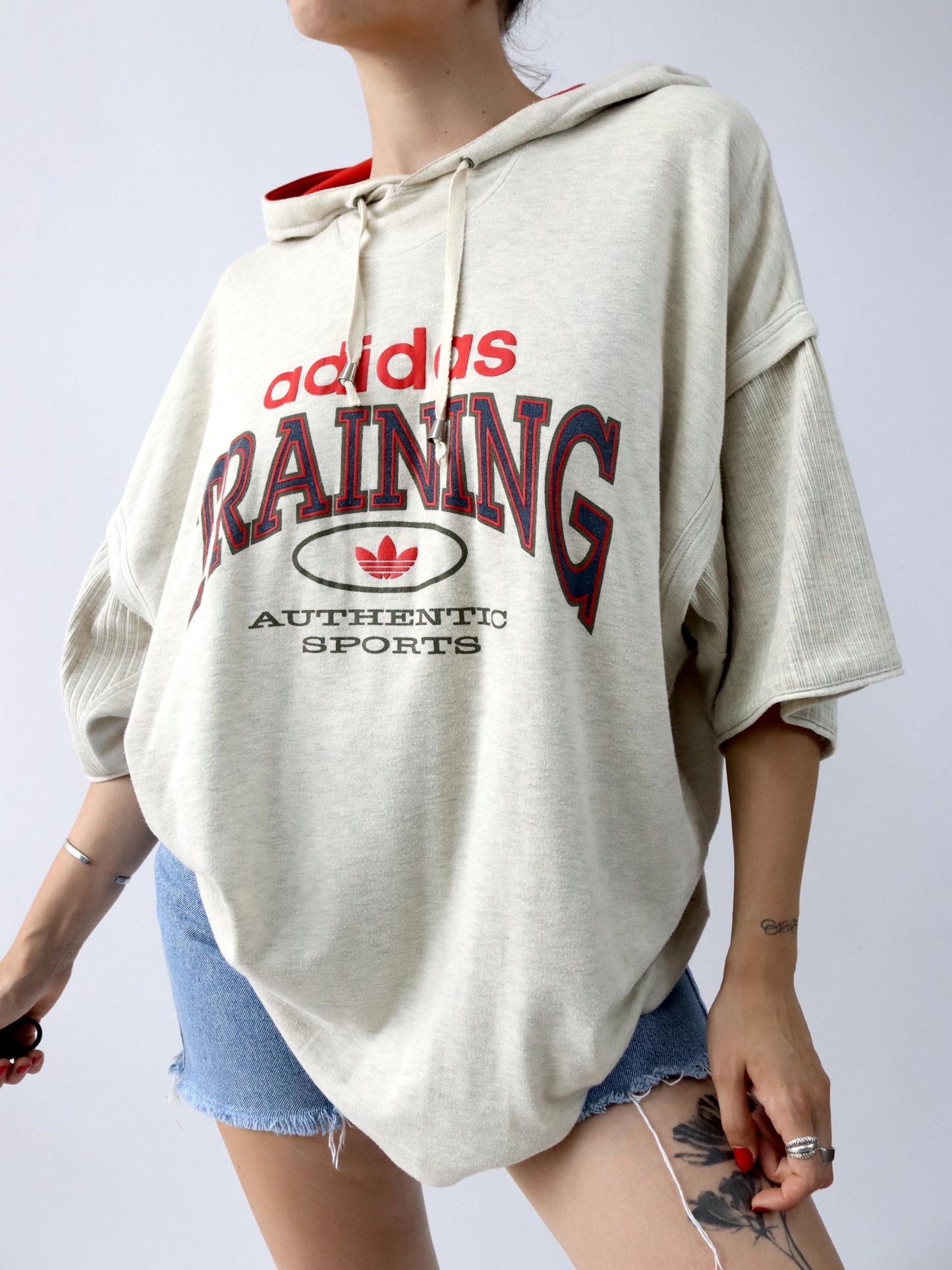 Vintage 80s 90s ADIDAS TRAINING T-Shirt short sleeve thick fabric beige print hood L