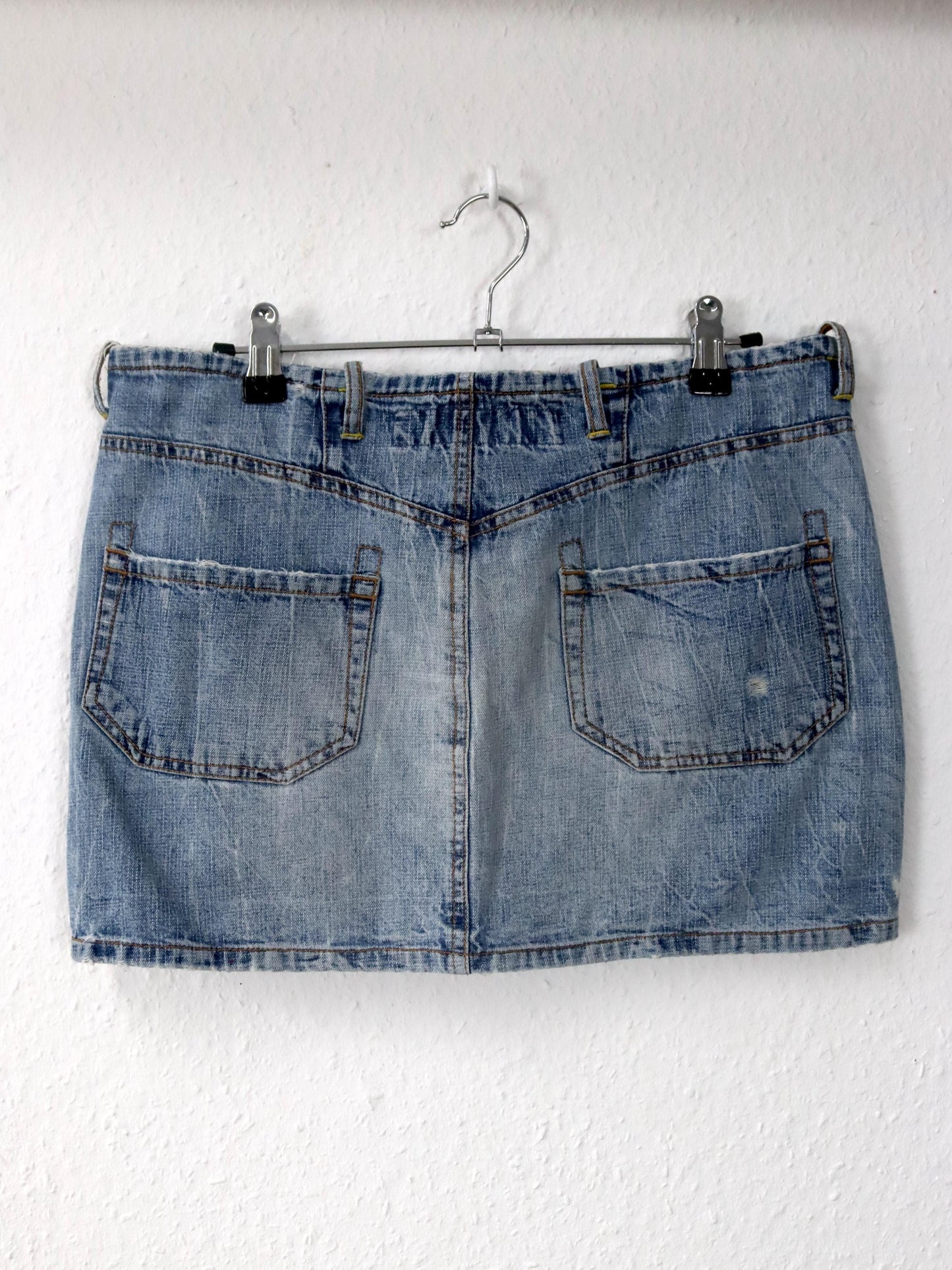 Vintage 90s 00s Y2k FISHBONE mini skirt denim skirt S/M