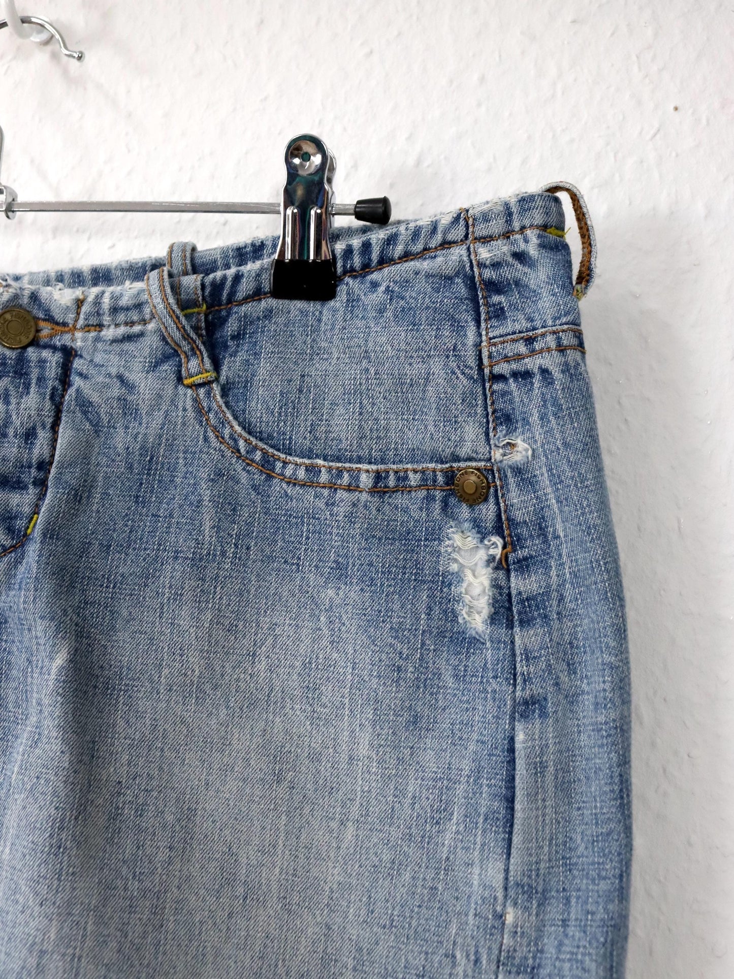 Vintage 90s 00s Y2k FISHBONE mini skirt denim skirt S/M