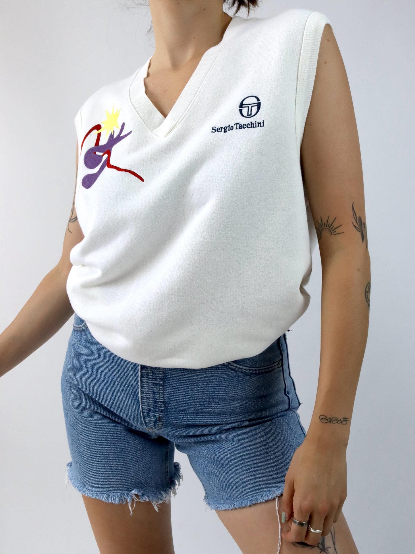 Vintage 80s 90s SERGIO TACCHINI tennis pullover white embroidery L
