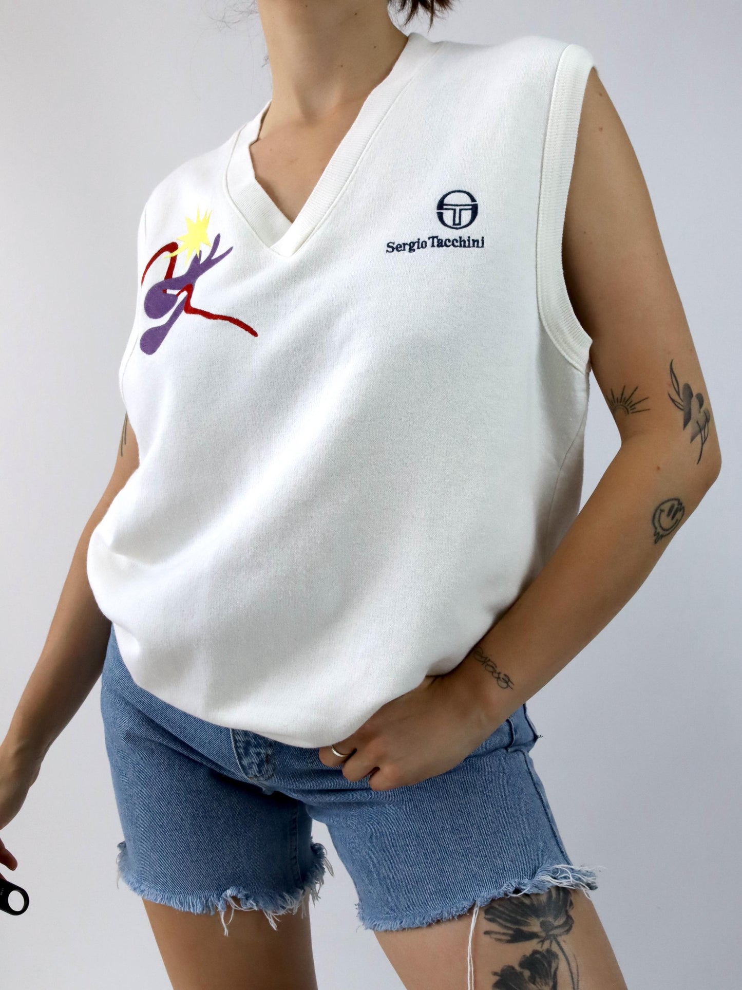 Vintage 80s 90s SERGIO TACCHINI tennis pullover white embroidery L