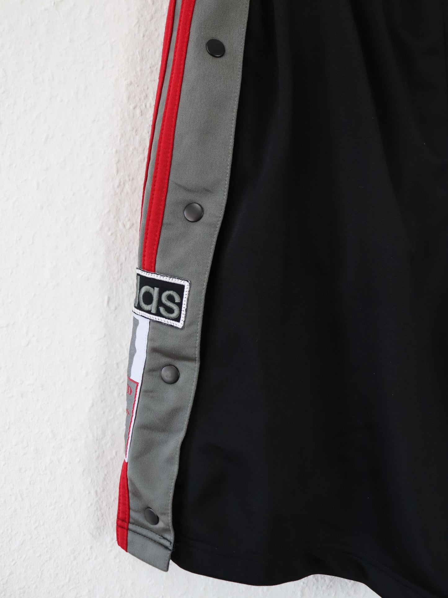 Vintage 70er 80er ADIDAS Adibreak kurze Hose Shorts schwarz rot grau D6 M