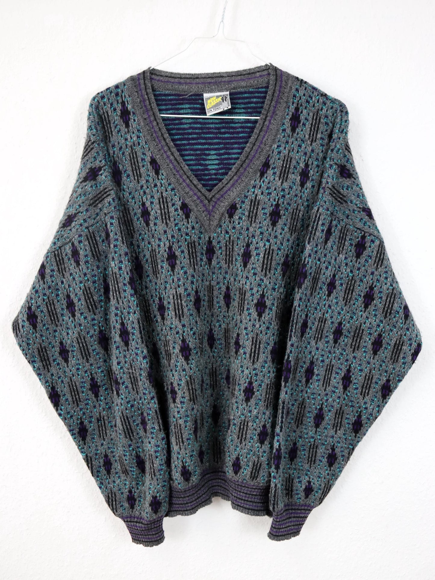 Vintage 80er 90er NEW CLASSIC Pullover Wolle V-Kragen grau lila türkis crazy pattern 50 L