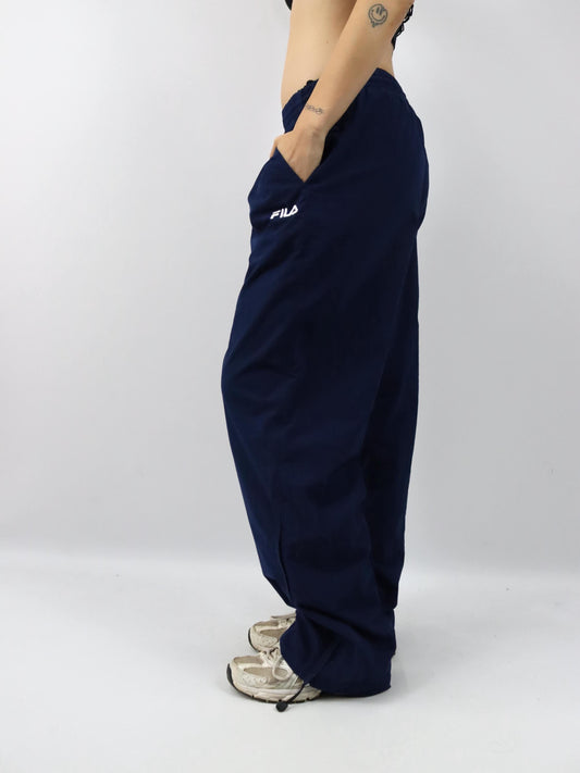 Vintage 80er 90er FILA Jogginghose Trainingshose dunkelblau seitlicher Reißverschluss D54