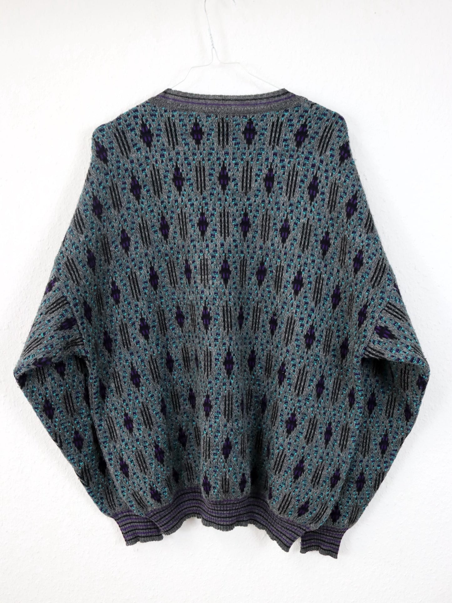 Vintage 80er 90er NEW CLASSIC Pullover Wolle V-Kragen grau lila türkis crazy pattern 50 L