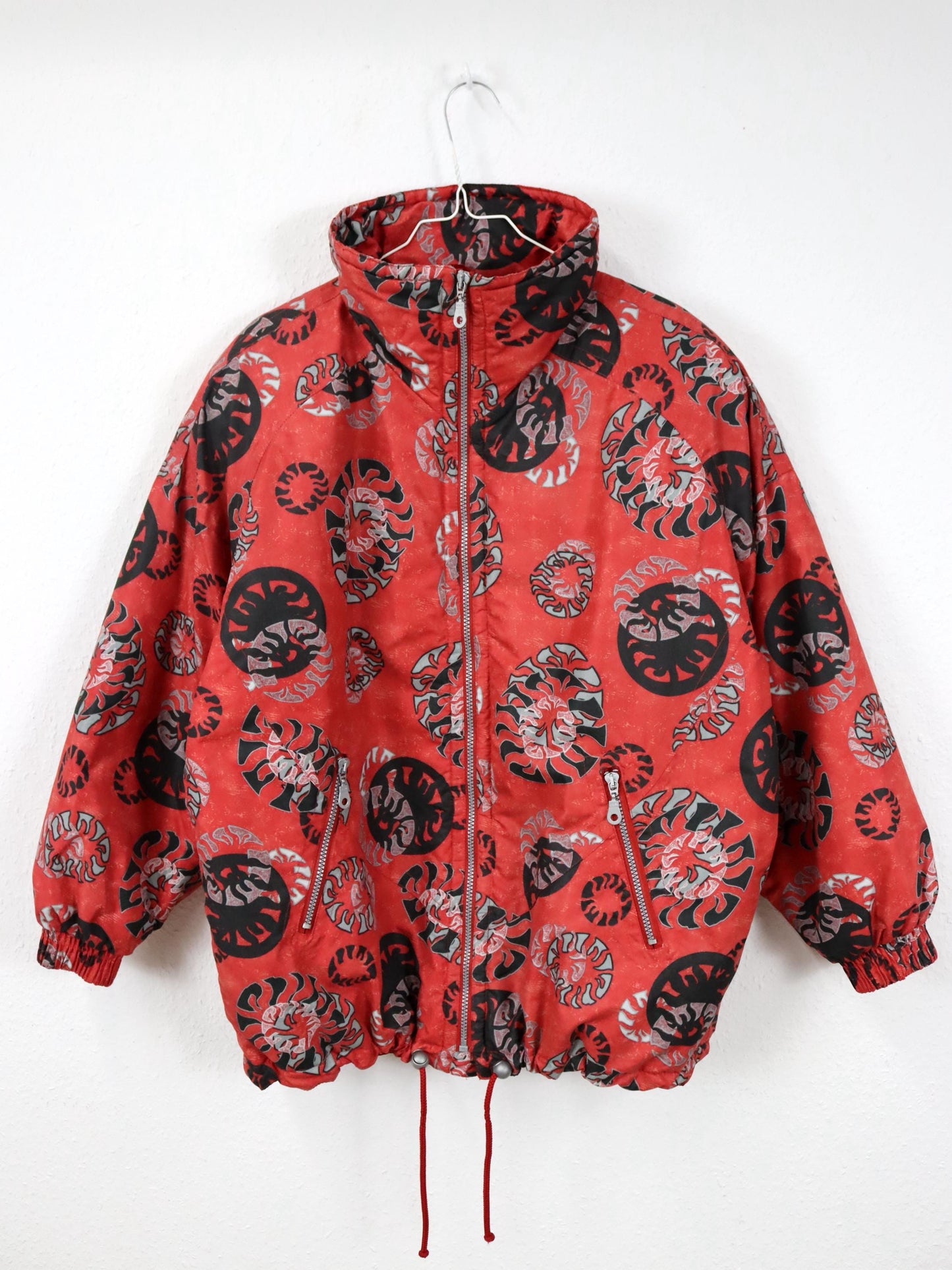 Vintage 80er 90er ETIREL Winterjacke gefüttert crazy pattern Stehkragen Schulterpolster rot schwarz 38/40
