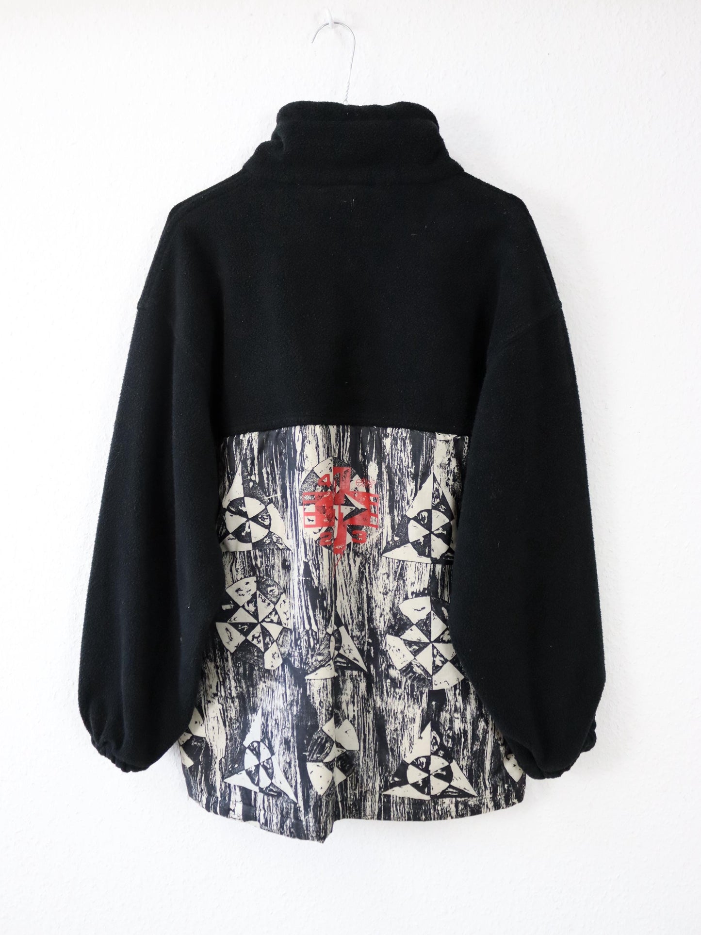 Vintage 80s 90s ETIREL fleece pullover, stand-up collar, crazy pattern, size 164 (S)