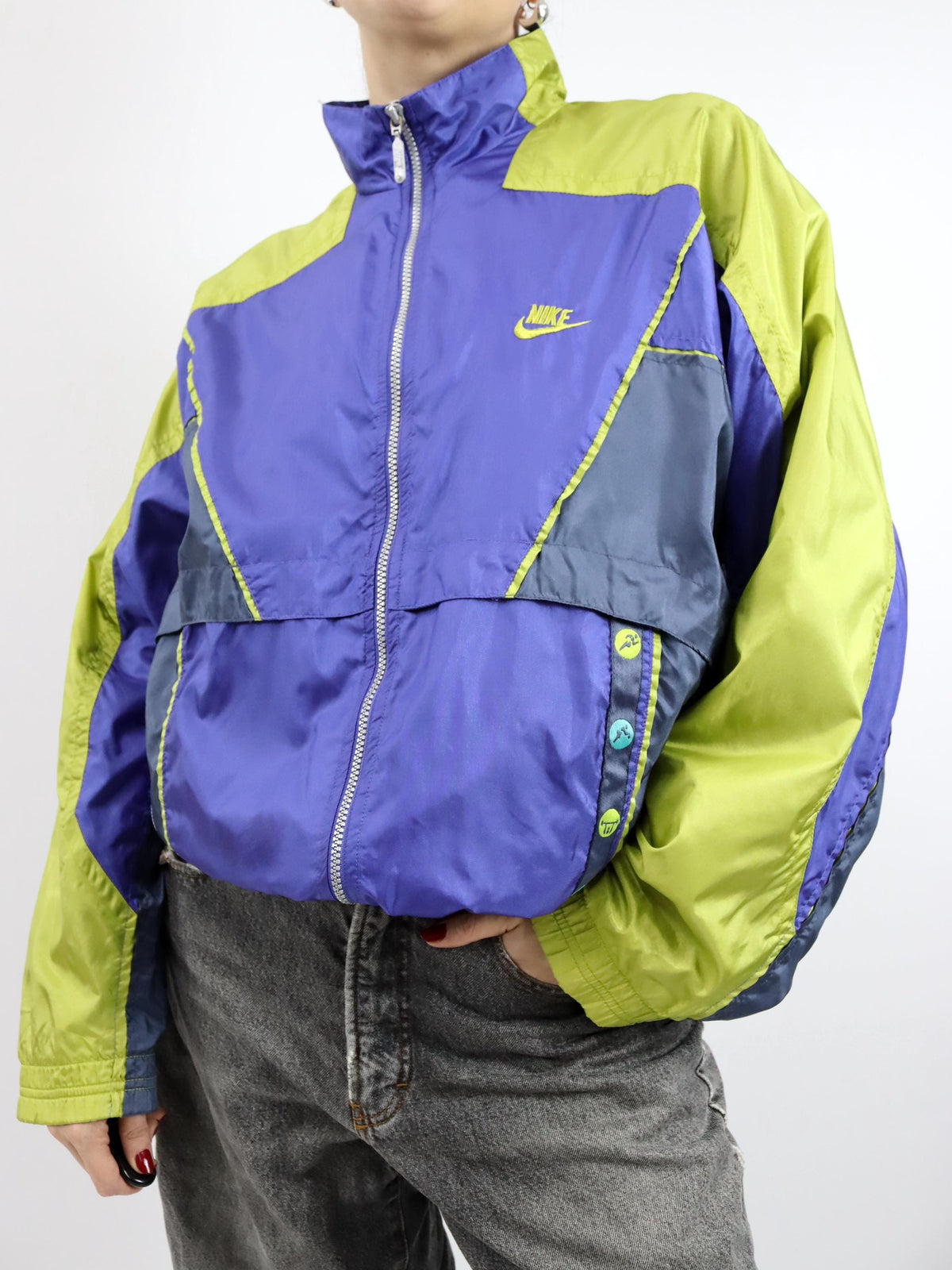 Vintage 80er 90er NIKE Trainingsjacke Jacke Stehkragen Stickerei lila grün doppellagig M