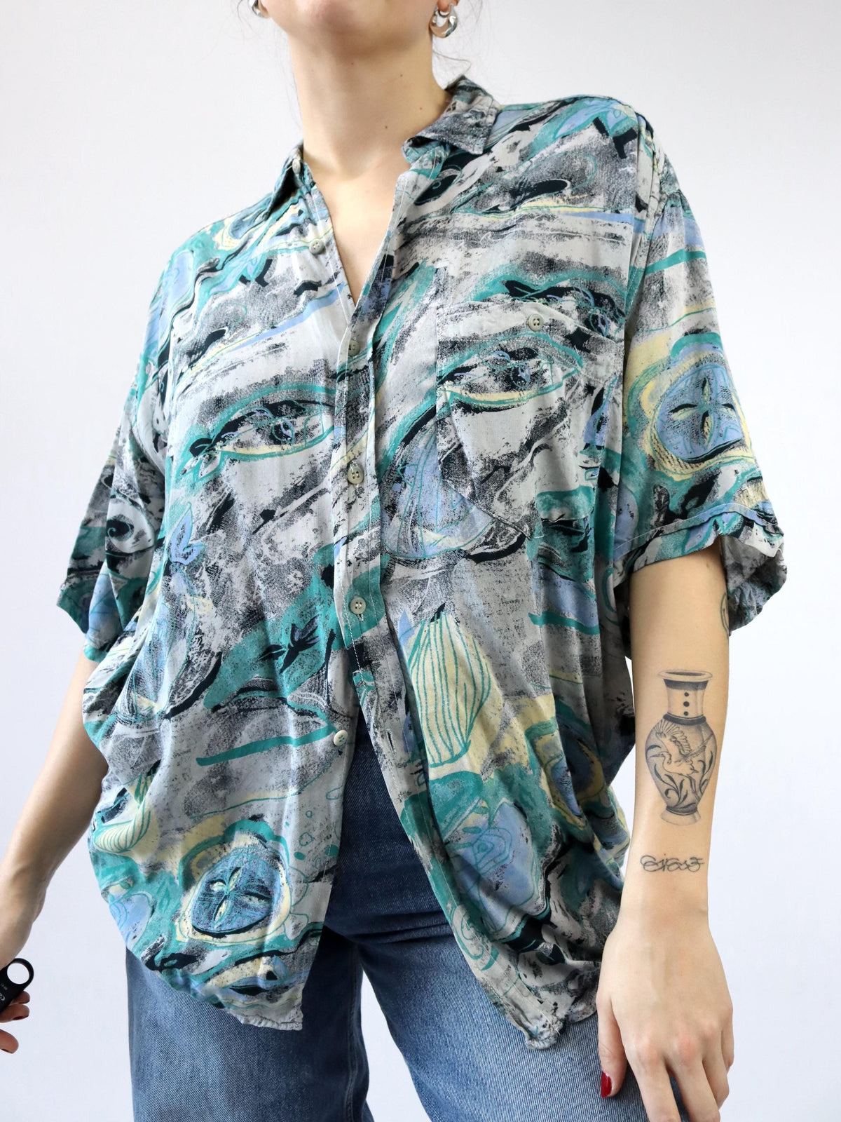 Vintage 80er 90er COMPANY Hemd Kurzarm Crazy Pattern grau schwarz blau grün gelb L